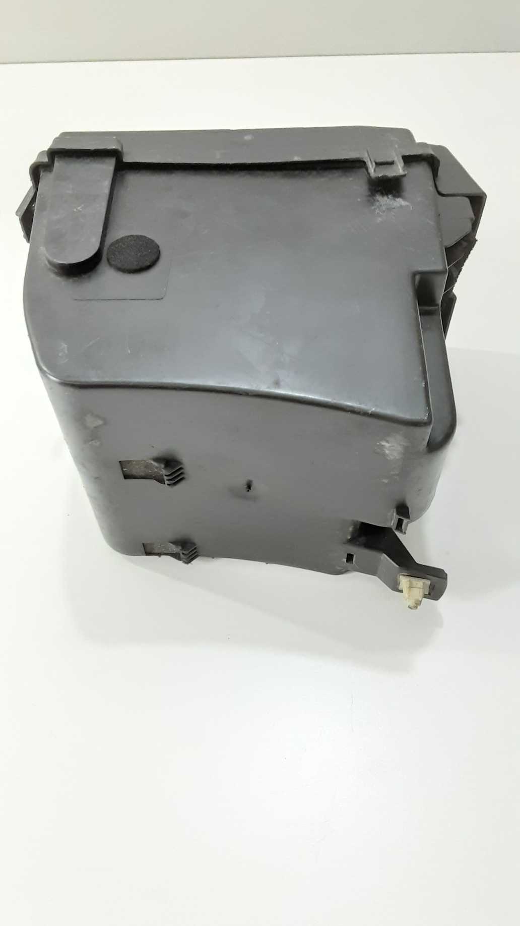 Caixa Da Caixa De Fusíveis Externa Citroen Picasso 2004 3