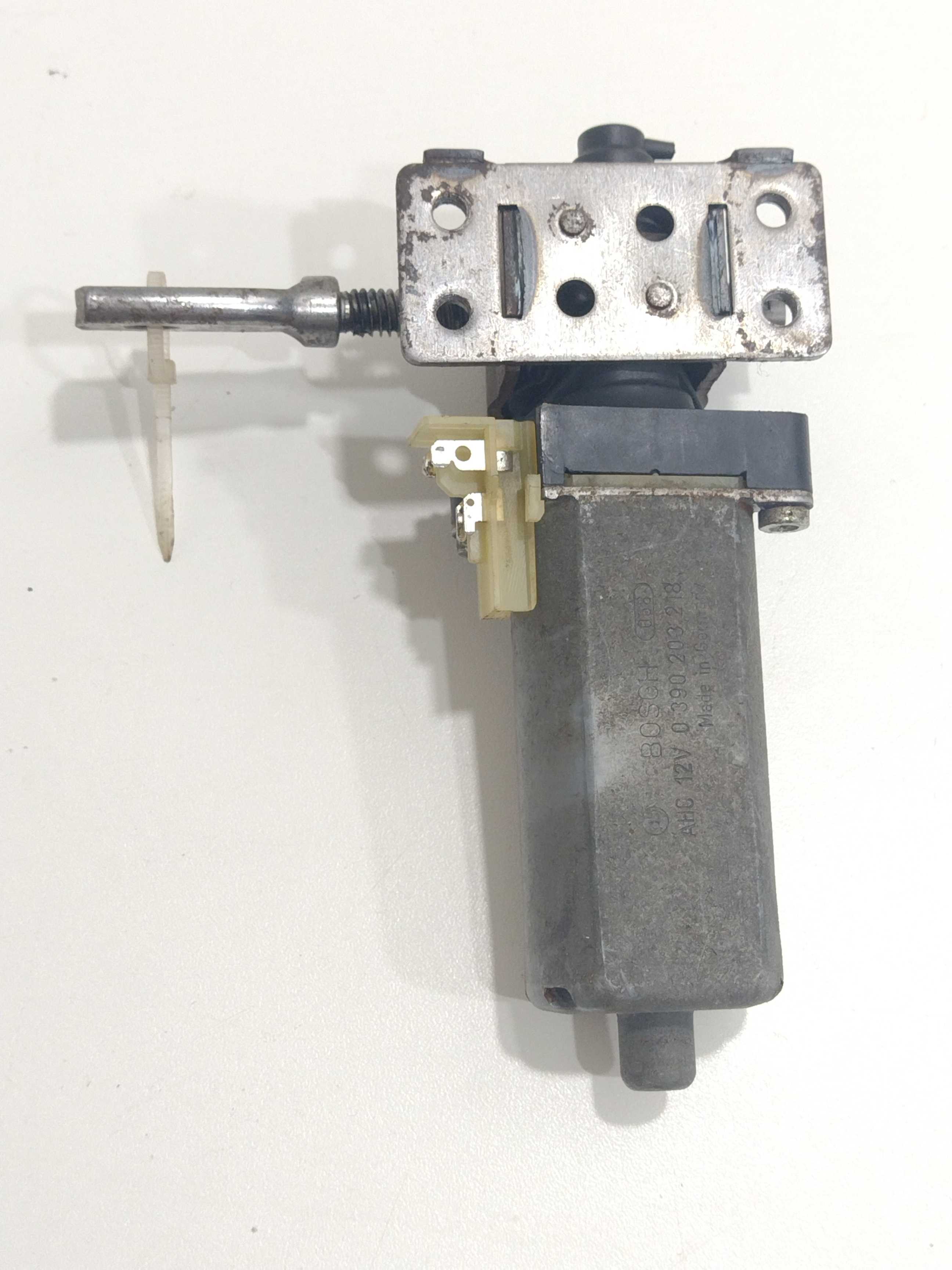 Motor Regulagem Altura Banco Motorista Touareg 0390203218 2