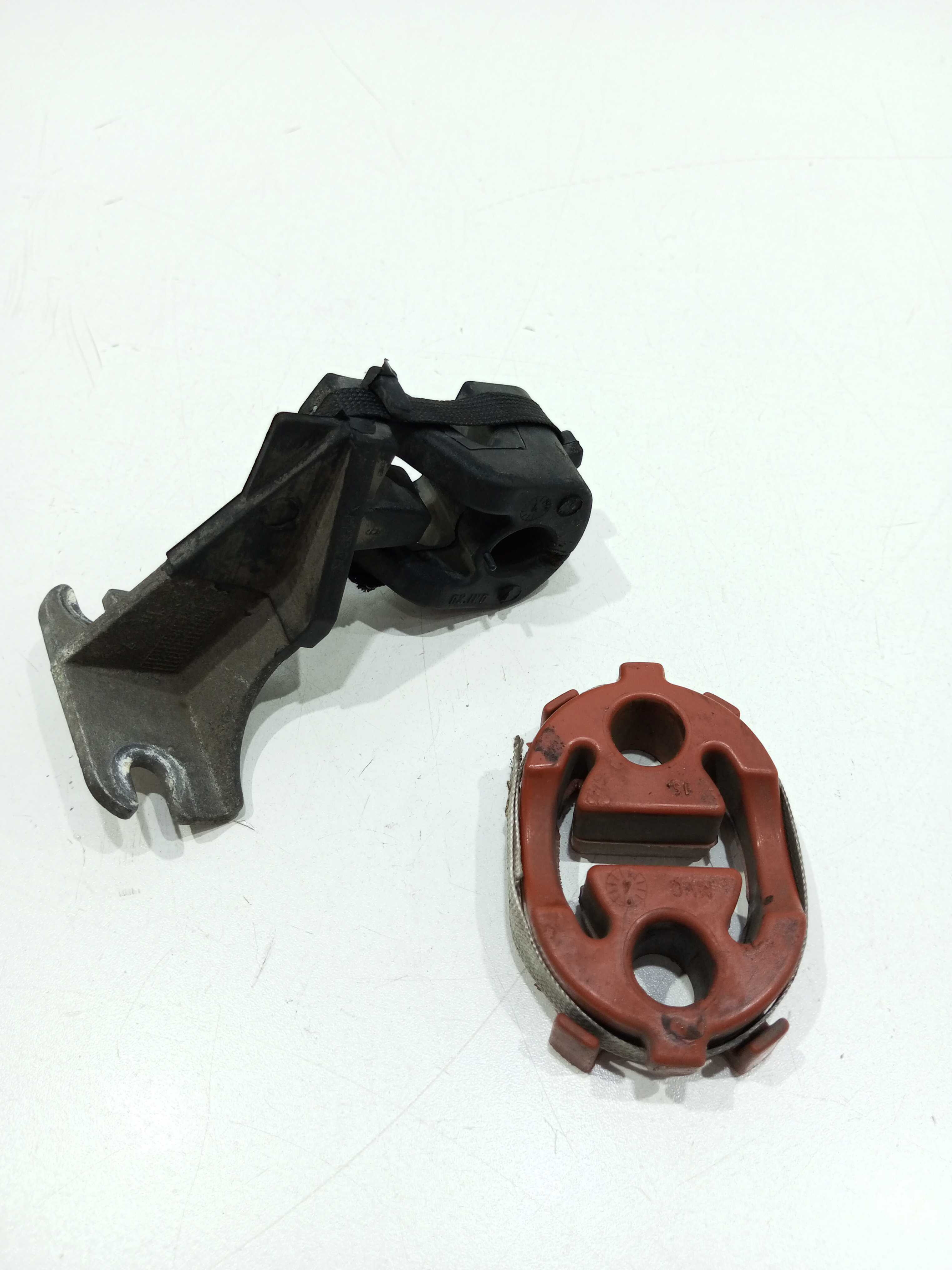 Par Coxim Do Escapamento Peugeot 307 2.0 Rallye 2004 1