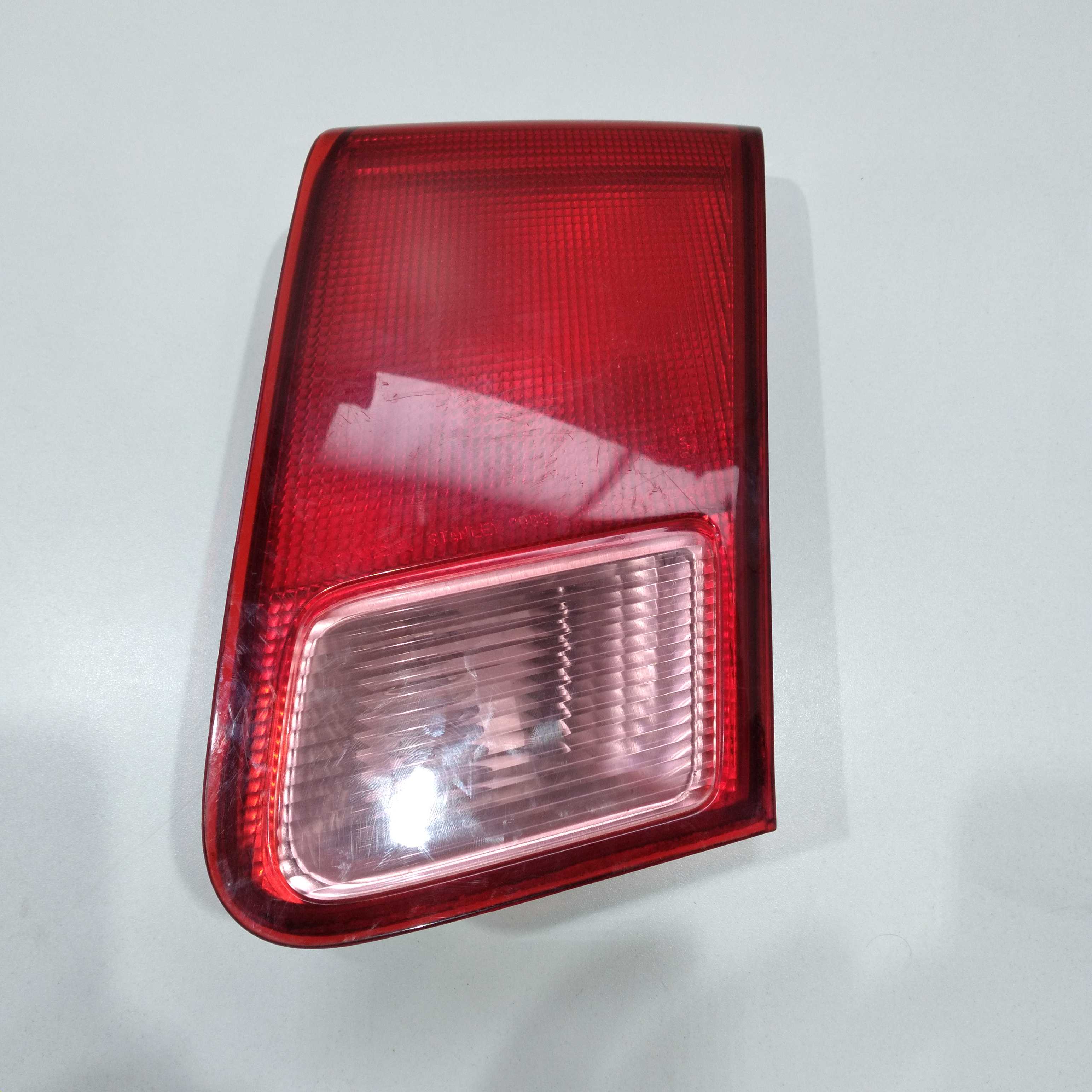 Lanterna Traseira Direita Da Mala Honda Civic 2001 A 2003 1