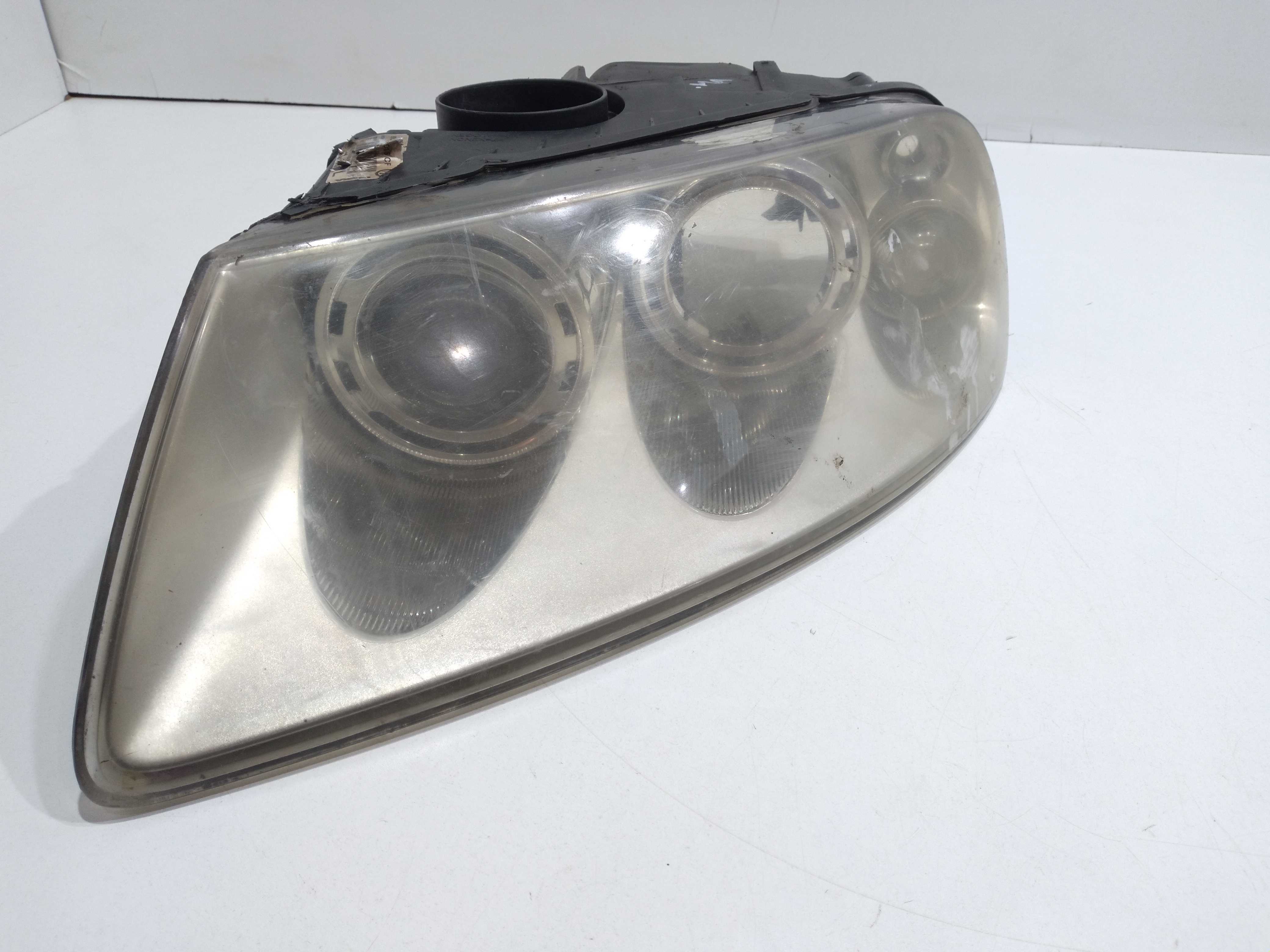 Farol Lado Esquerdo Vw Touareg 4.2 V8 2005  Retirada Peças Esquerdo/motorista 4