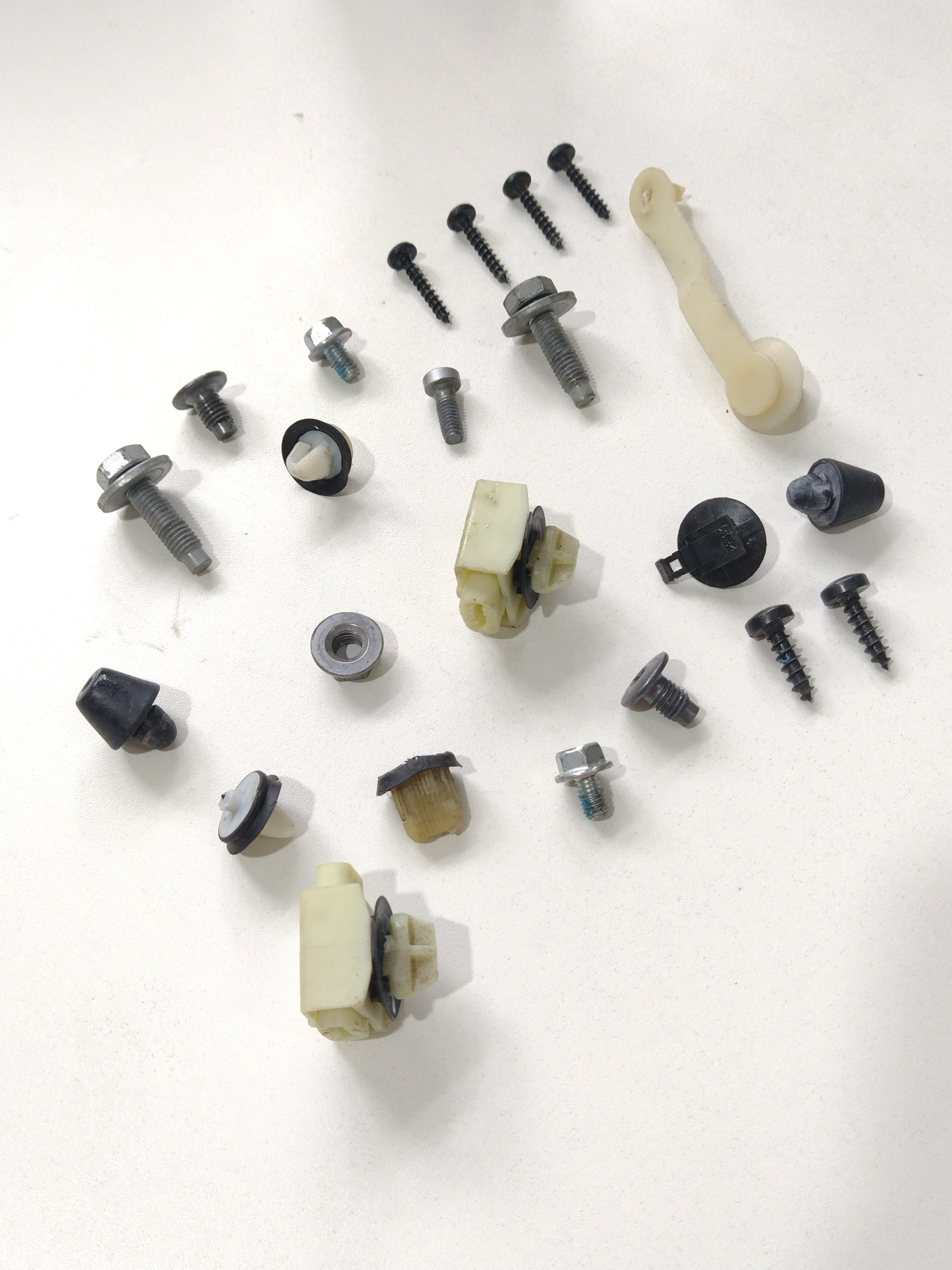 Parafusos Diversos Porta Dianteira Direita C3 2013 Orig 3