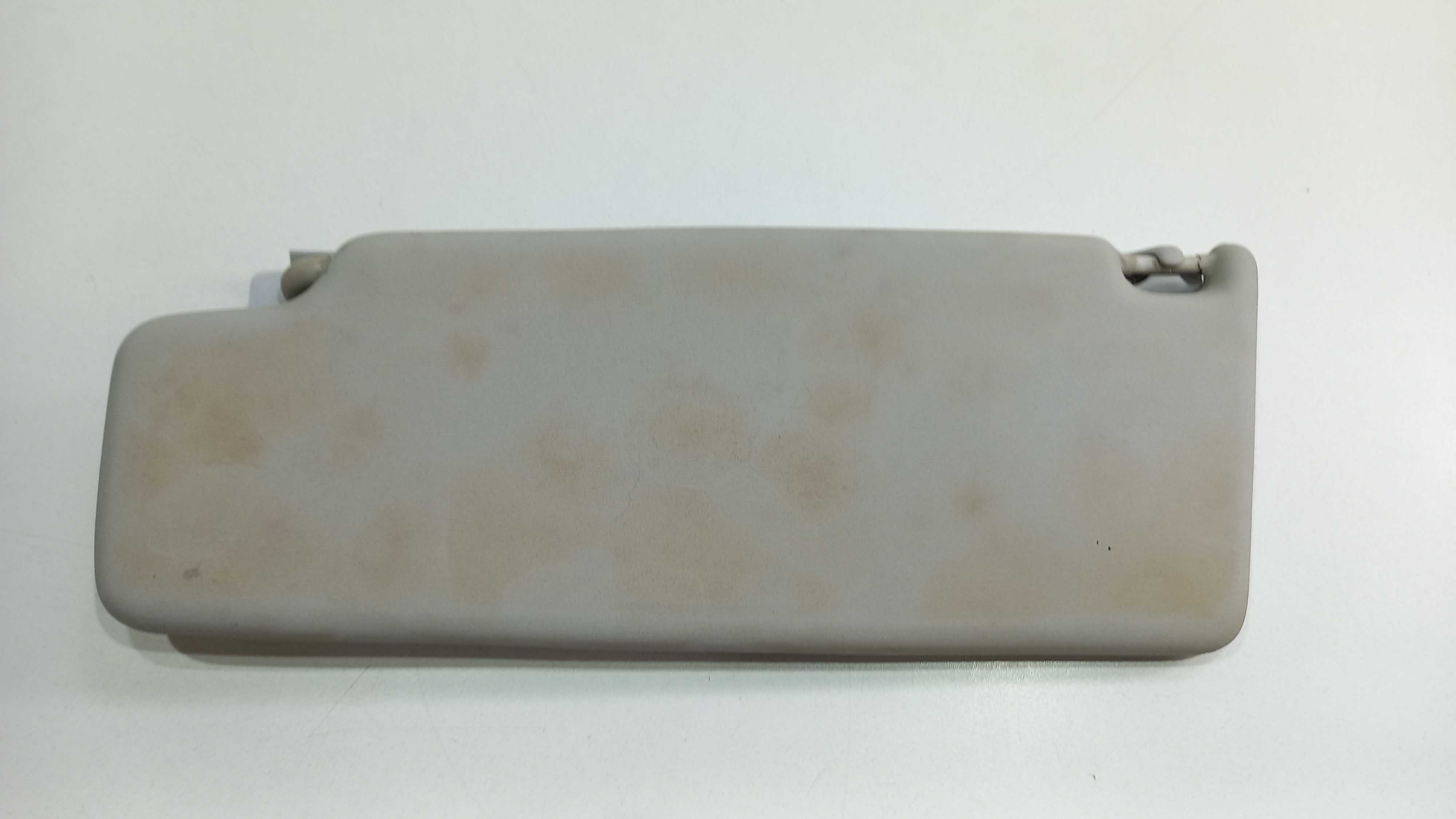 Quebra Sol Lado Direito Vw Golf 1997 Detalhe 4