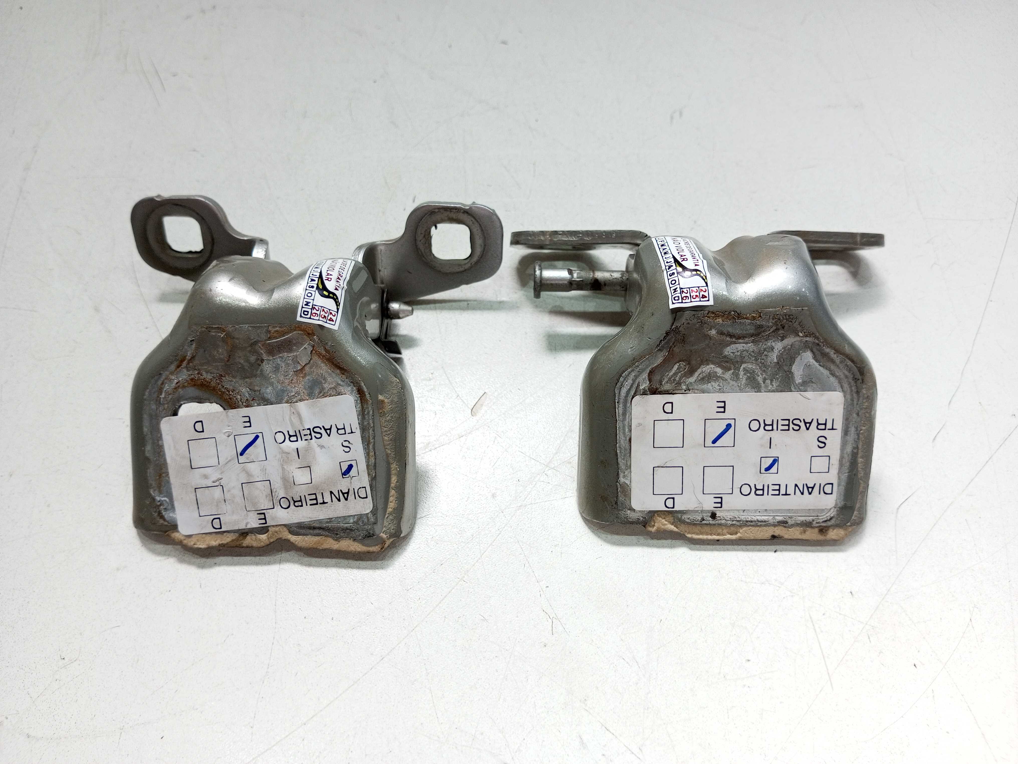 Par Dobradiças Porta Traseira Esquerda Renault Duster 2014 1