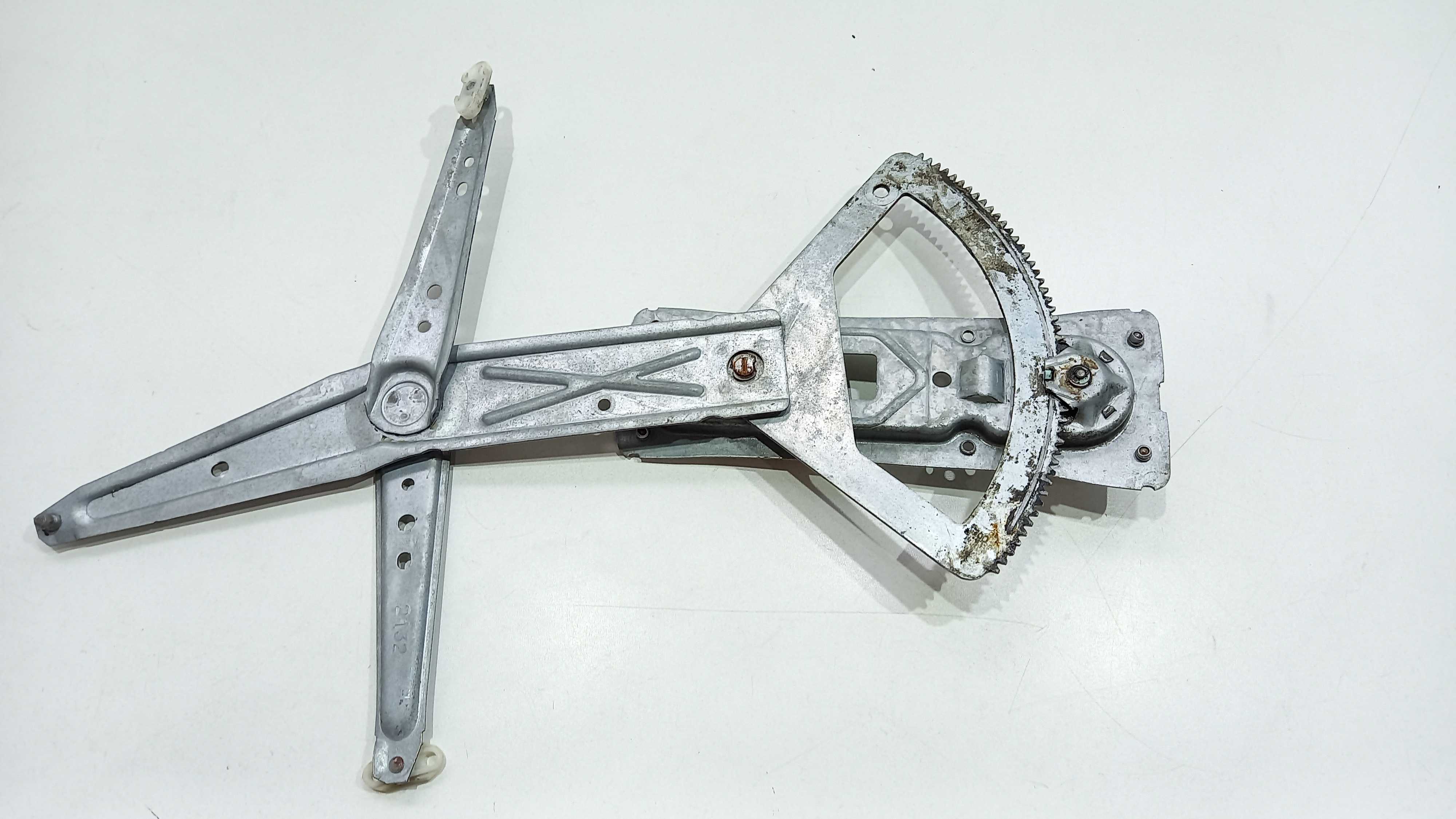Maquina de Vidro Manual Dianteira Esquerda Corsa Classic 5