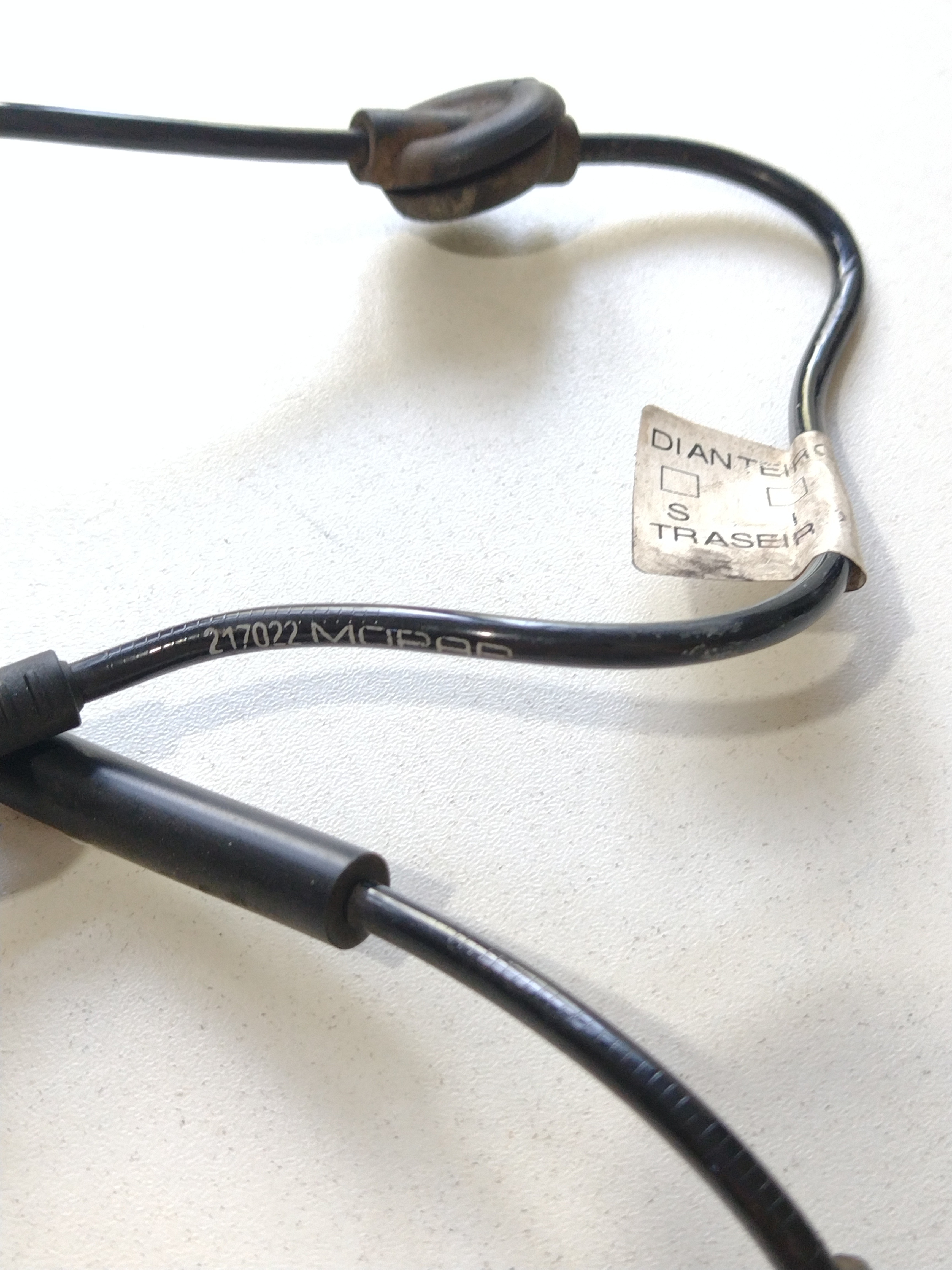 Sensor ABS dianteiro direito Fiorino 2020 1.4 Evo 2