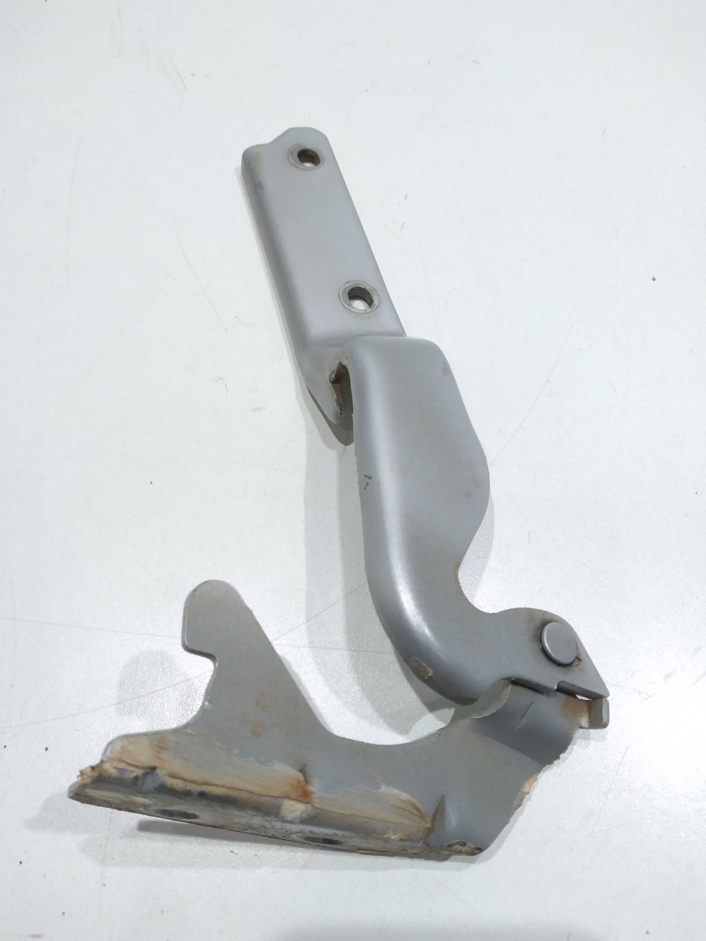 Dobradiça Esquerda Do Capô Fiat Strada Hard Working 2018 4