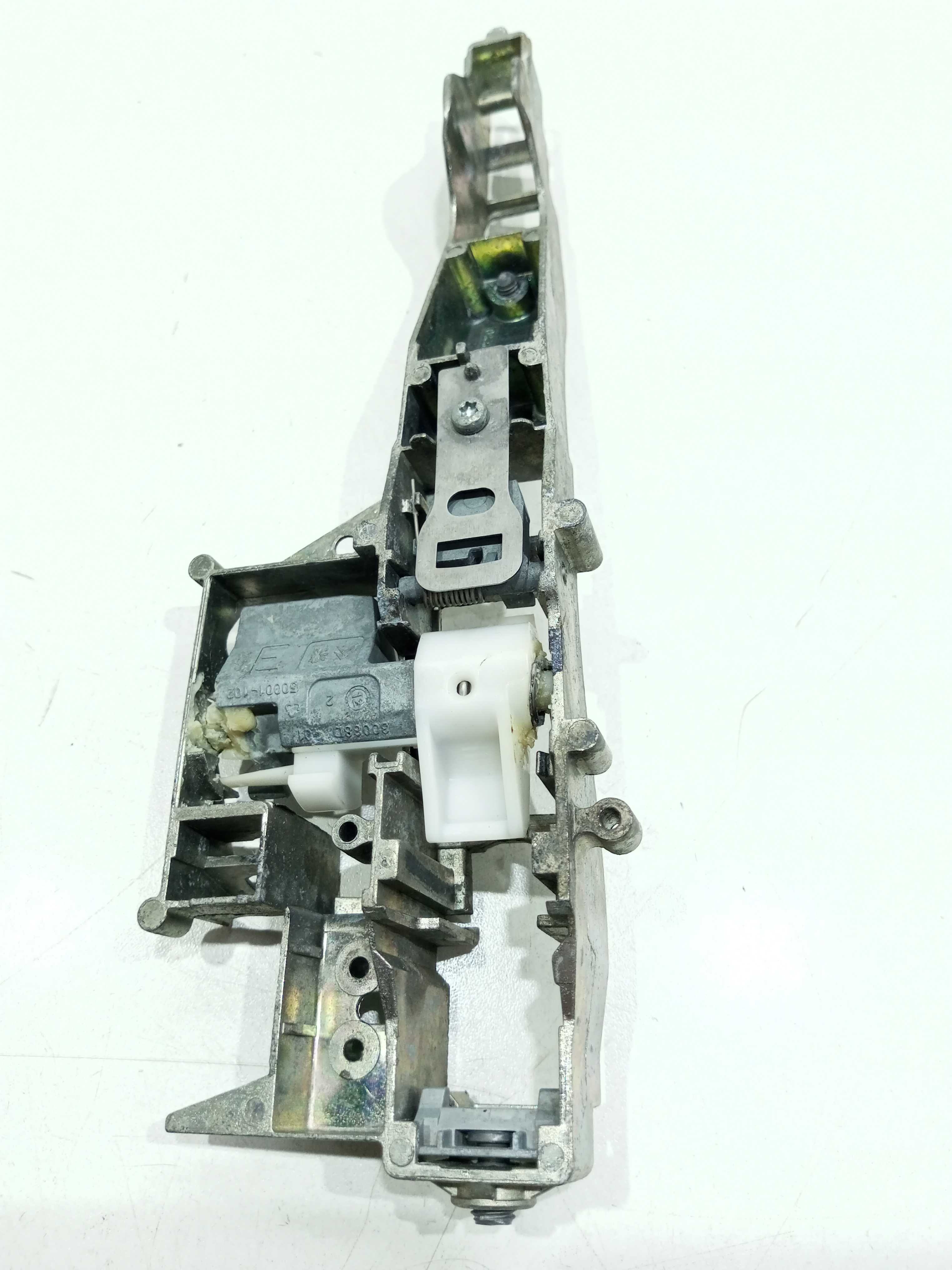 Suporte Maçaneta Externa Porta Dianteira Esq. 308 2013 3