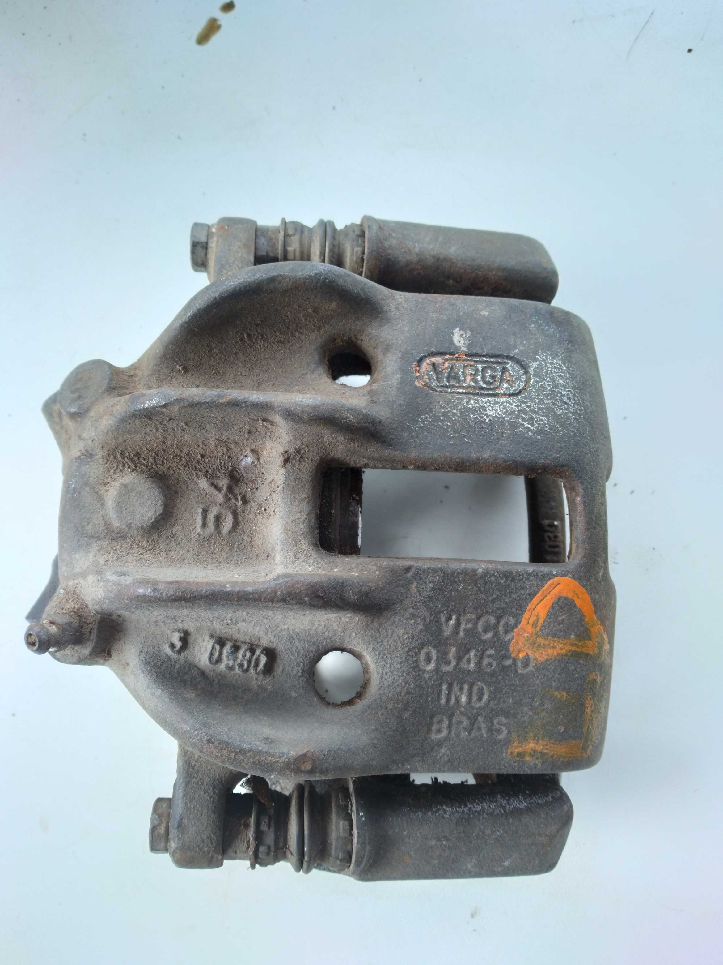 Pinça dianteira direita picasso 2.0 vfcc0346-0 1