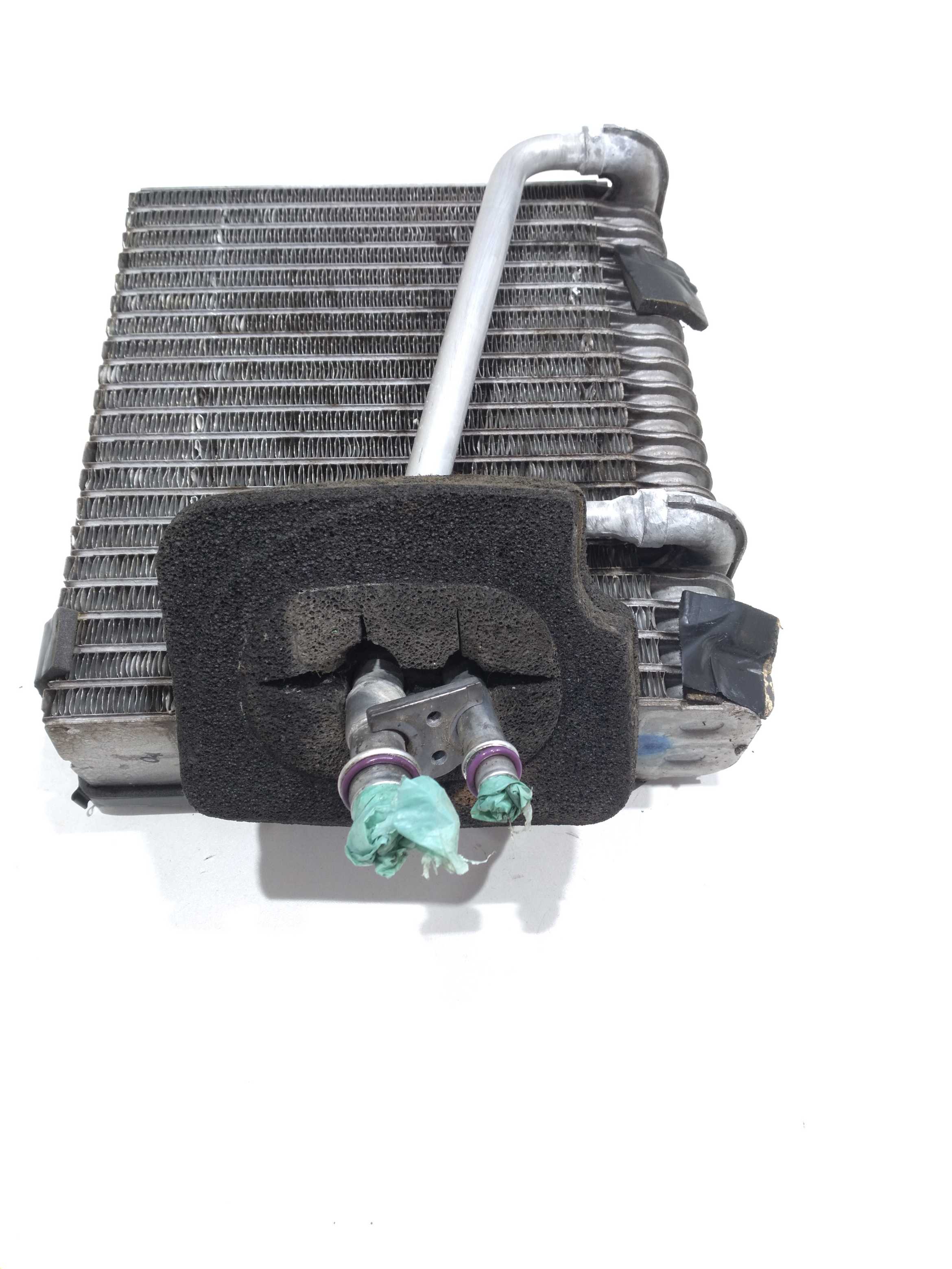 Radiador Ar Condi. Dianteiro Vw Touareg 4.2 V8 2005 1