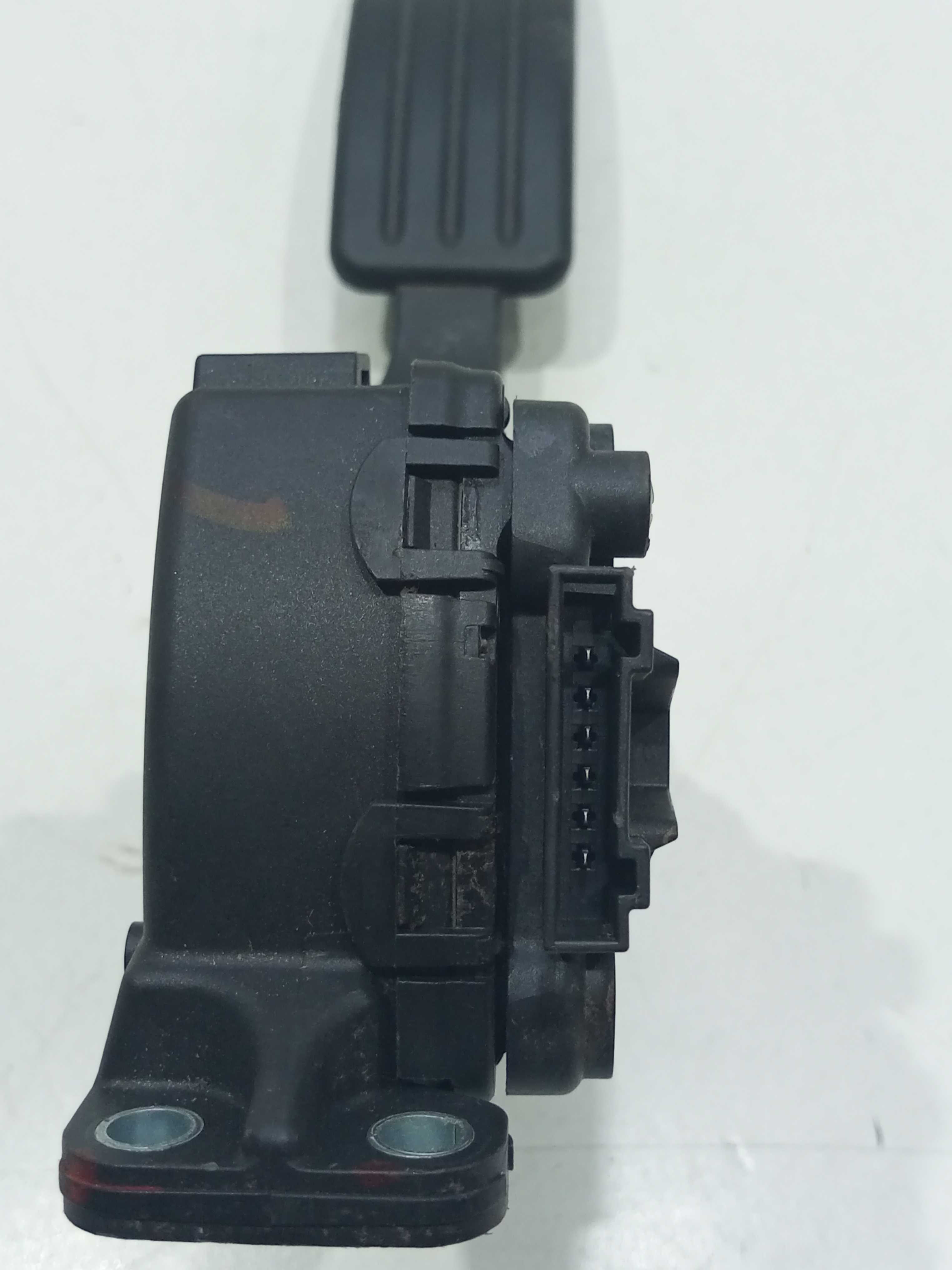Pedal De Acelerador Renault Duster 1.6 16v 2014 8