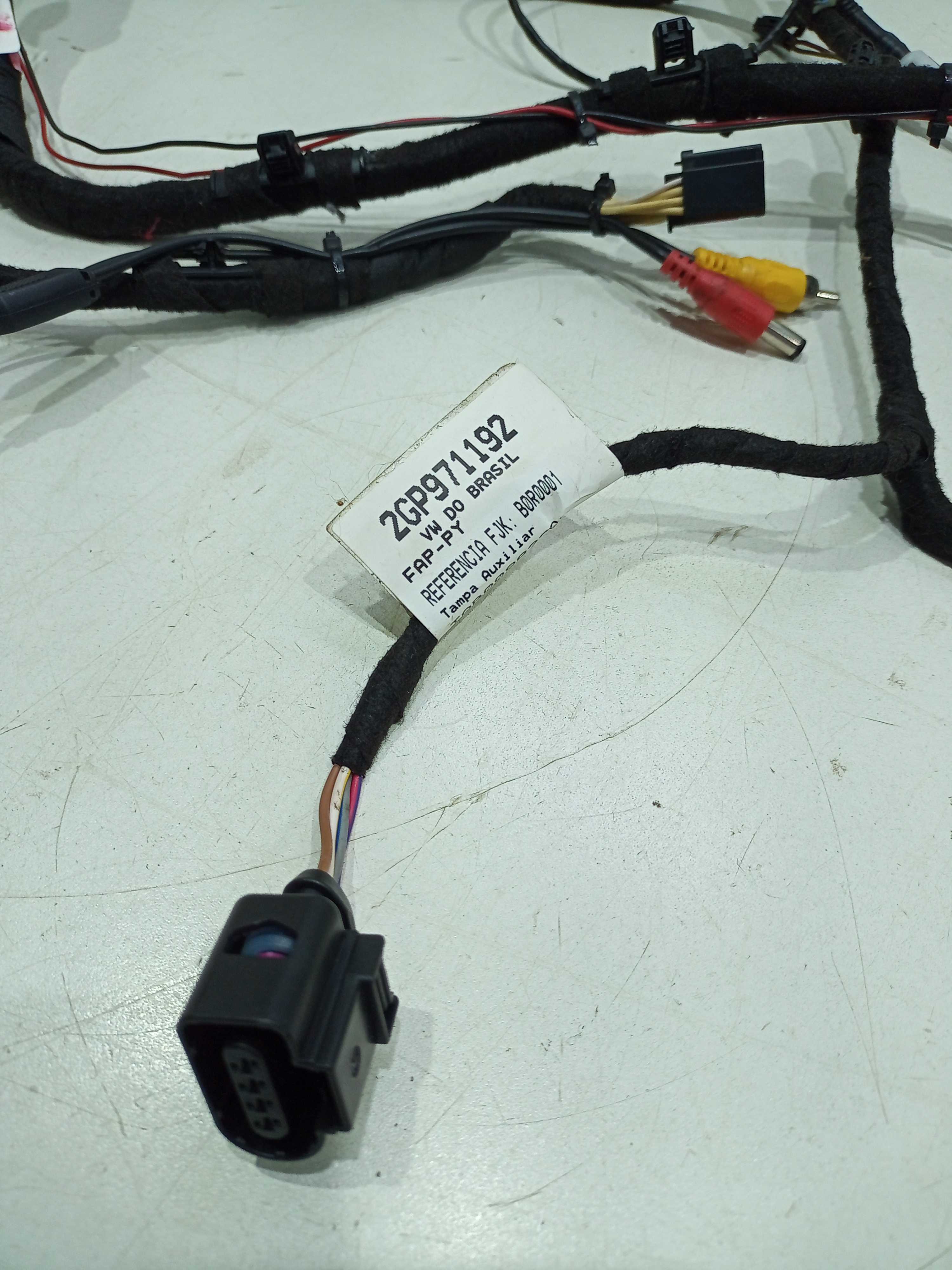 Chicote Tampa Traseira Volkswagen T- Cross 1.0 Tsi 2020 4