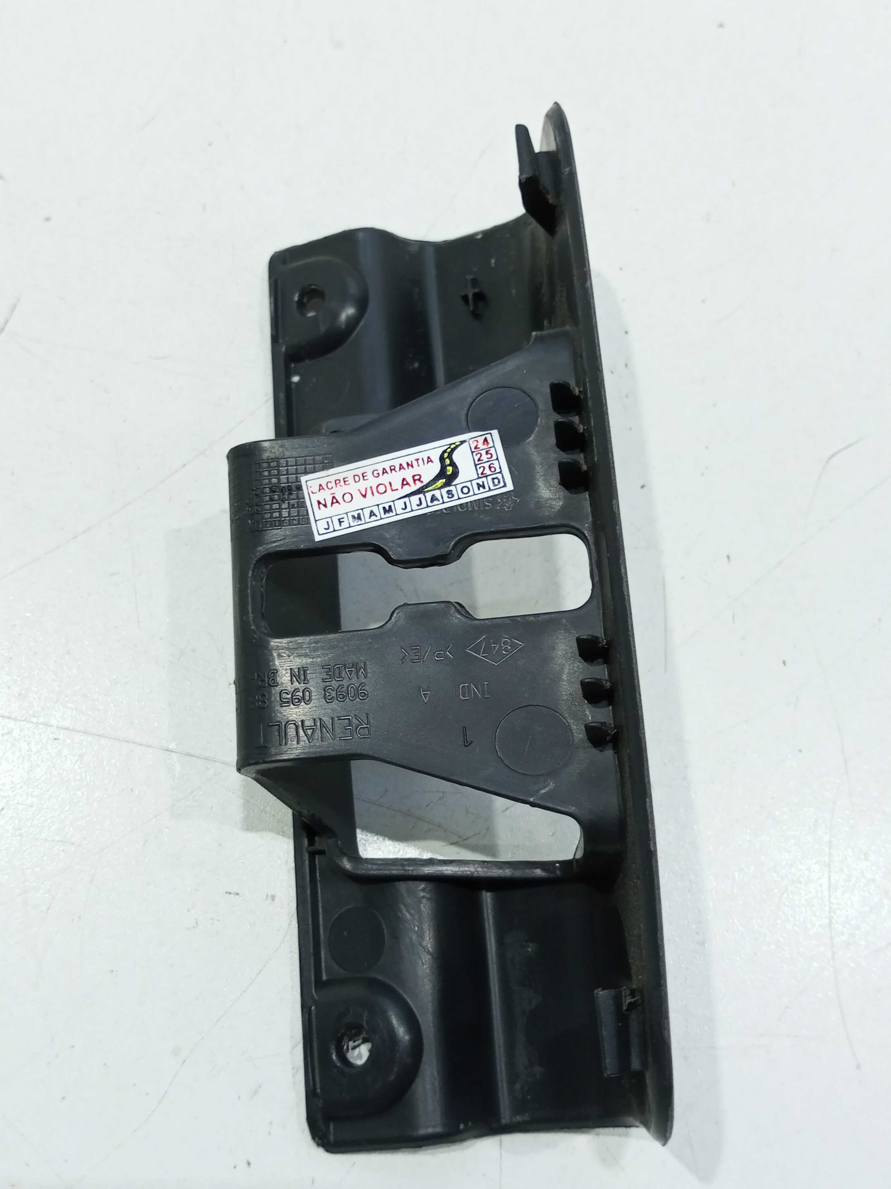 Moldura Do Batente Tampa Traseira Renault Duster 2014 3