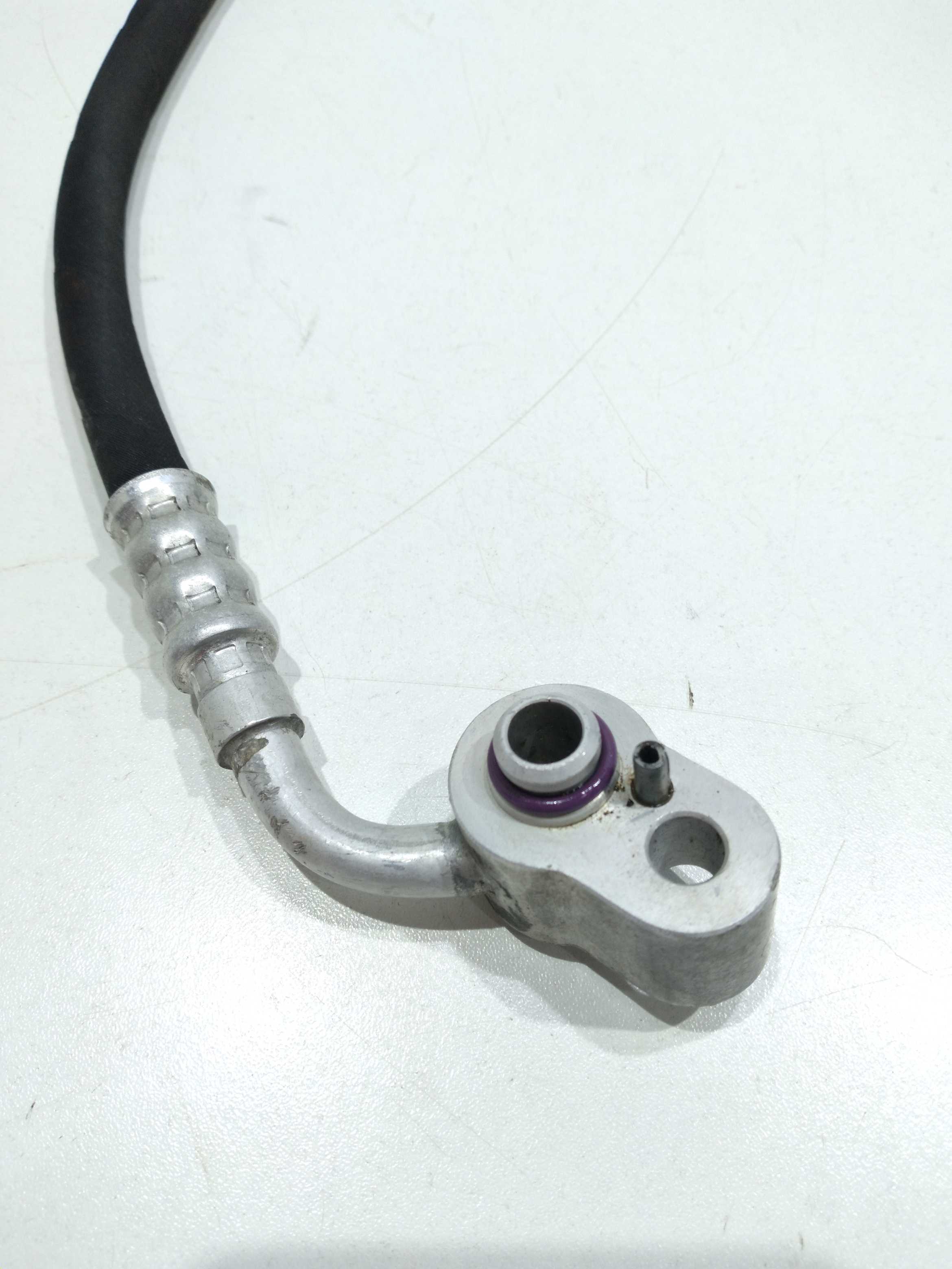 Mangueira Dianteira Ar Cond. Vw Touareg 4.2 V8 2005 2