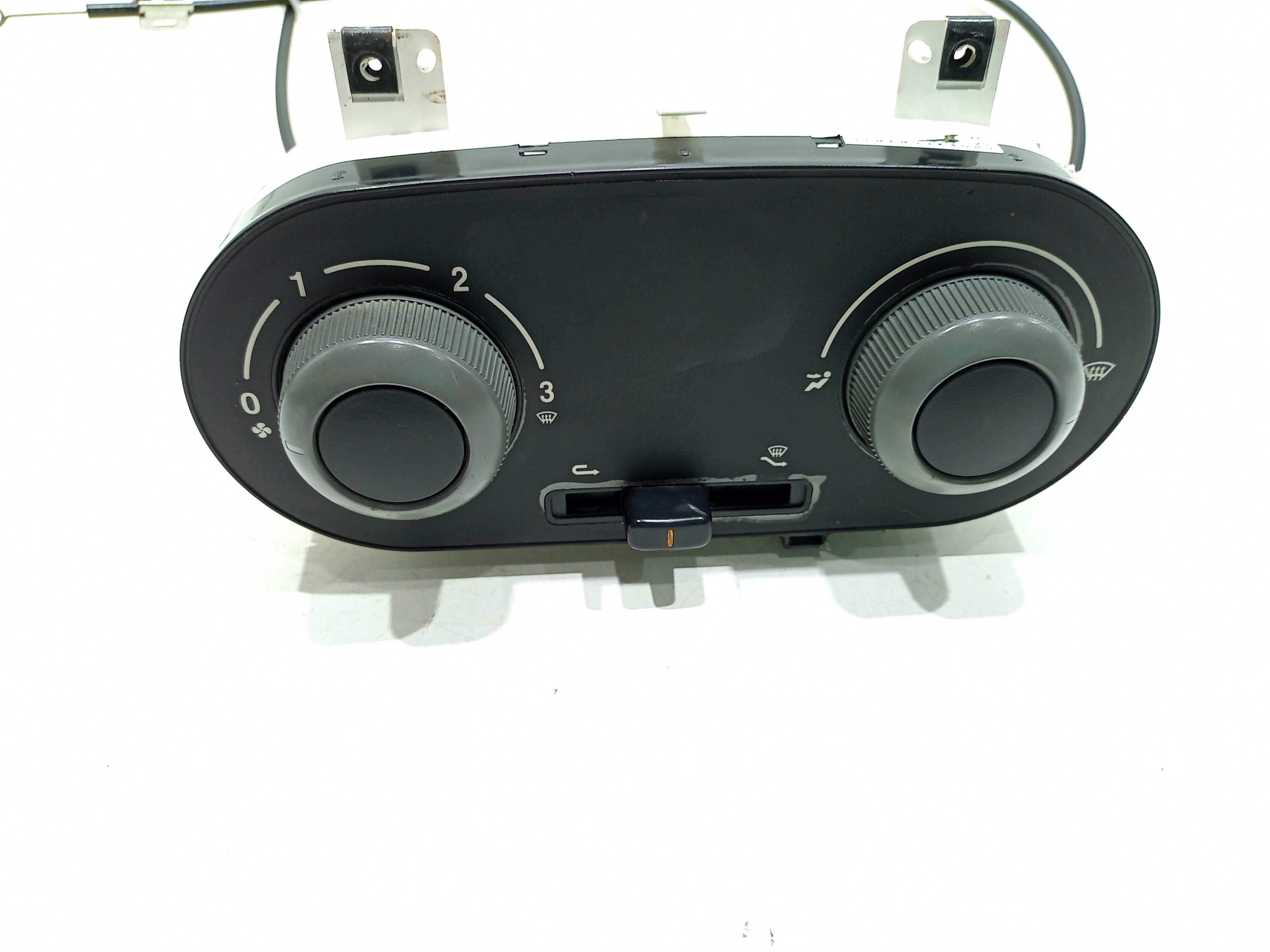 Comando Sem Ar Condicionado Fiat Fiorino 1.4 2021 3