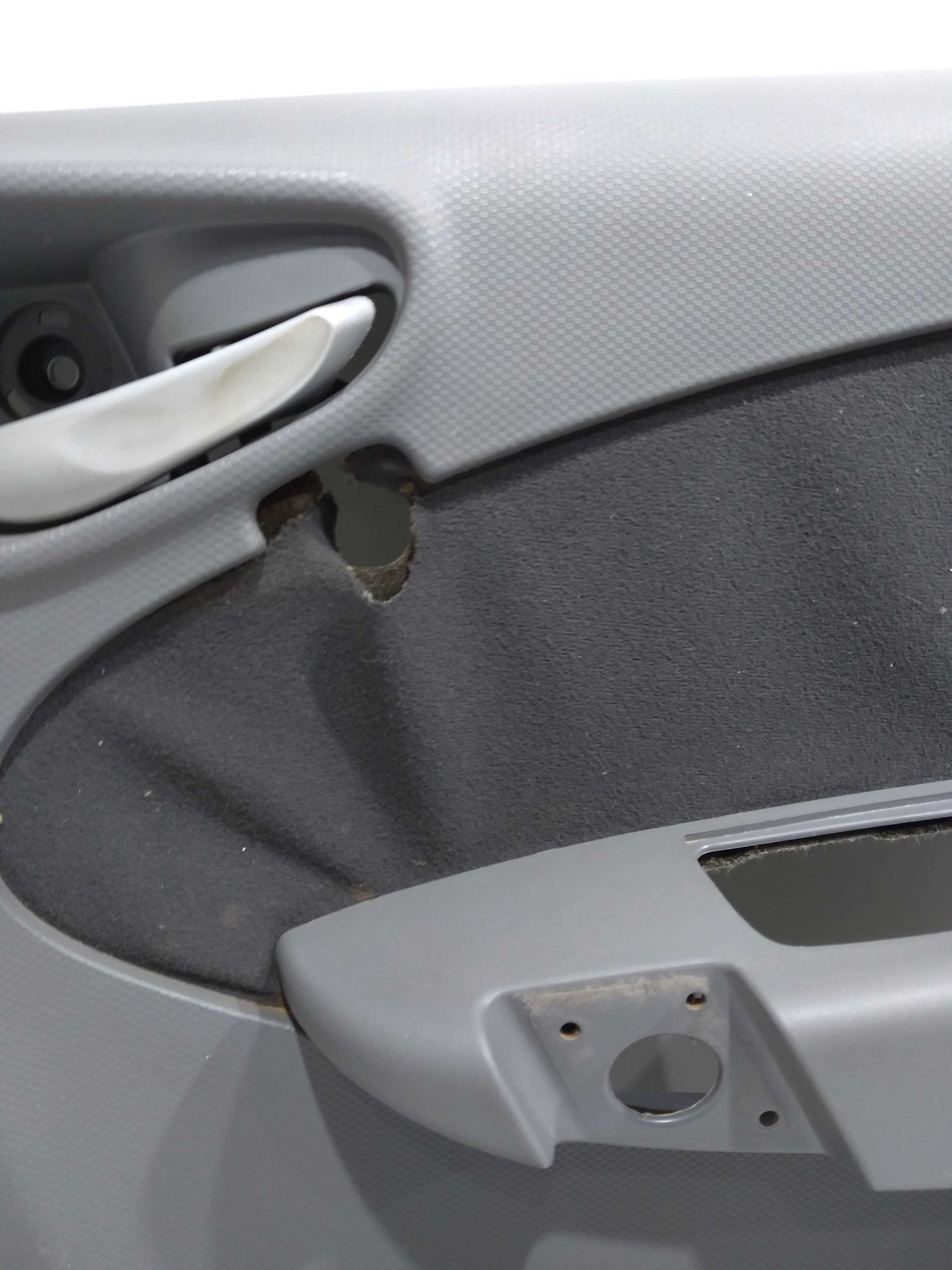 Forro Porta Dianteira Direita Fiat Siena Essenc 1.6 Dl 2013 2