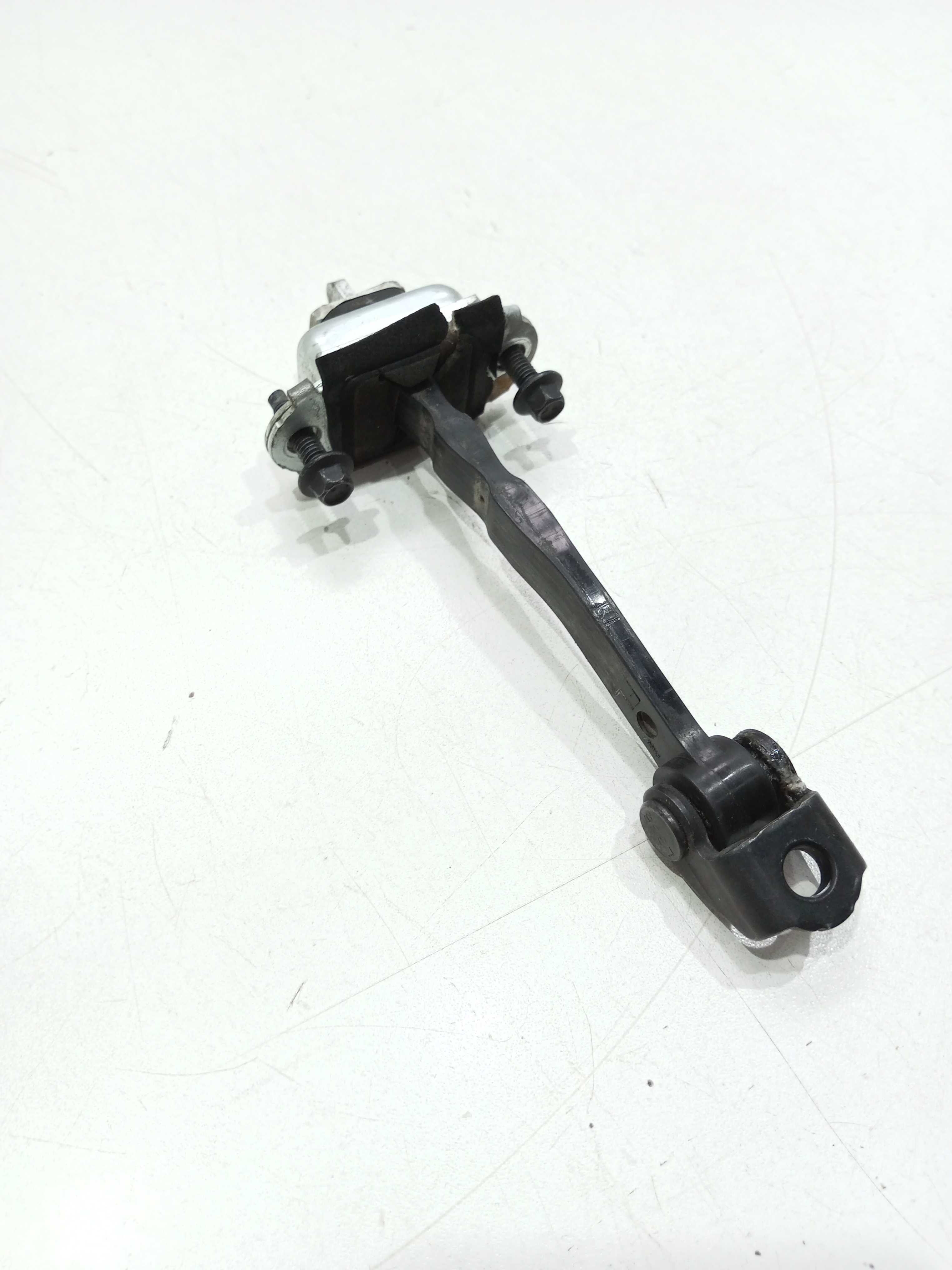 Limitador Porta Dianteira Esquerda Ford Ka Se 1.0 2017 3