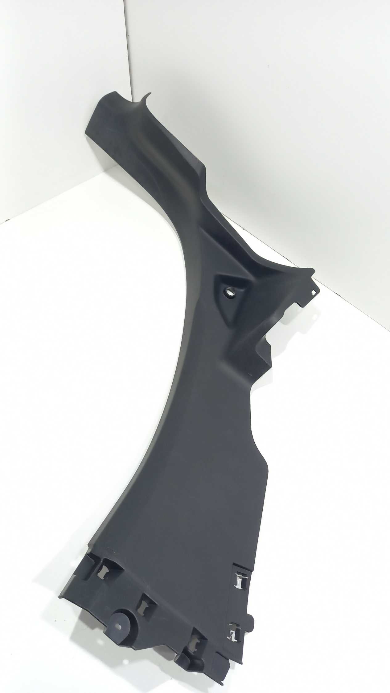 Soleira Traseira Esquerda Peugeot 208 2014 1