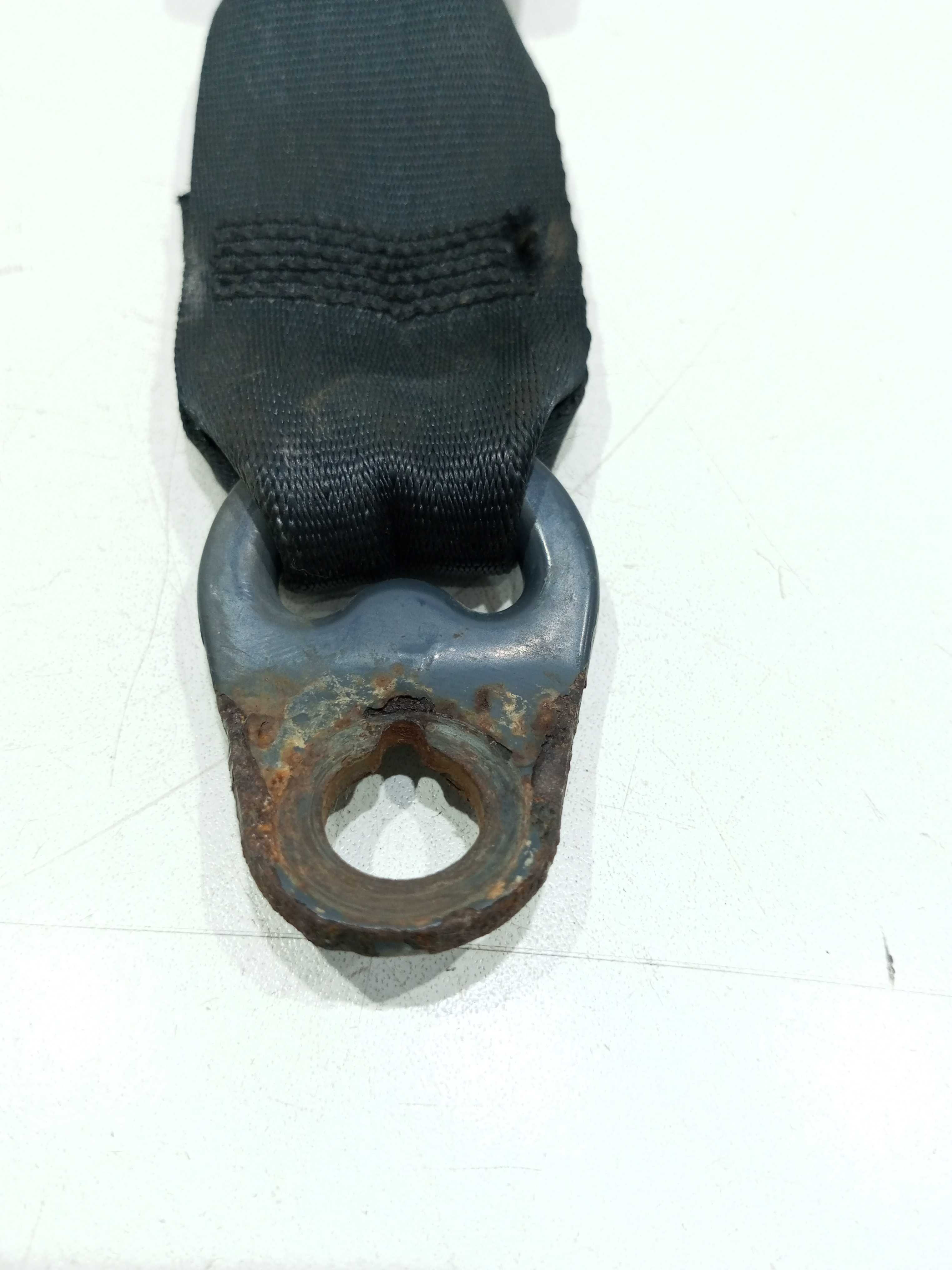 Engate Cinto Traseiro Central Renault Sandero 2016 2