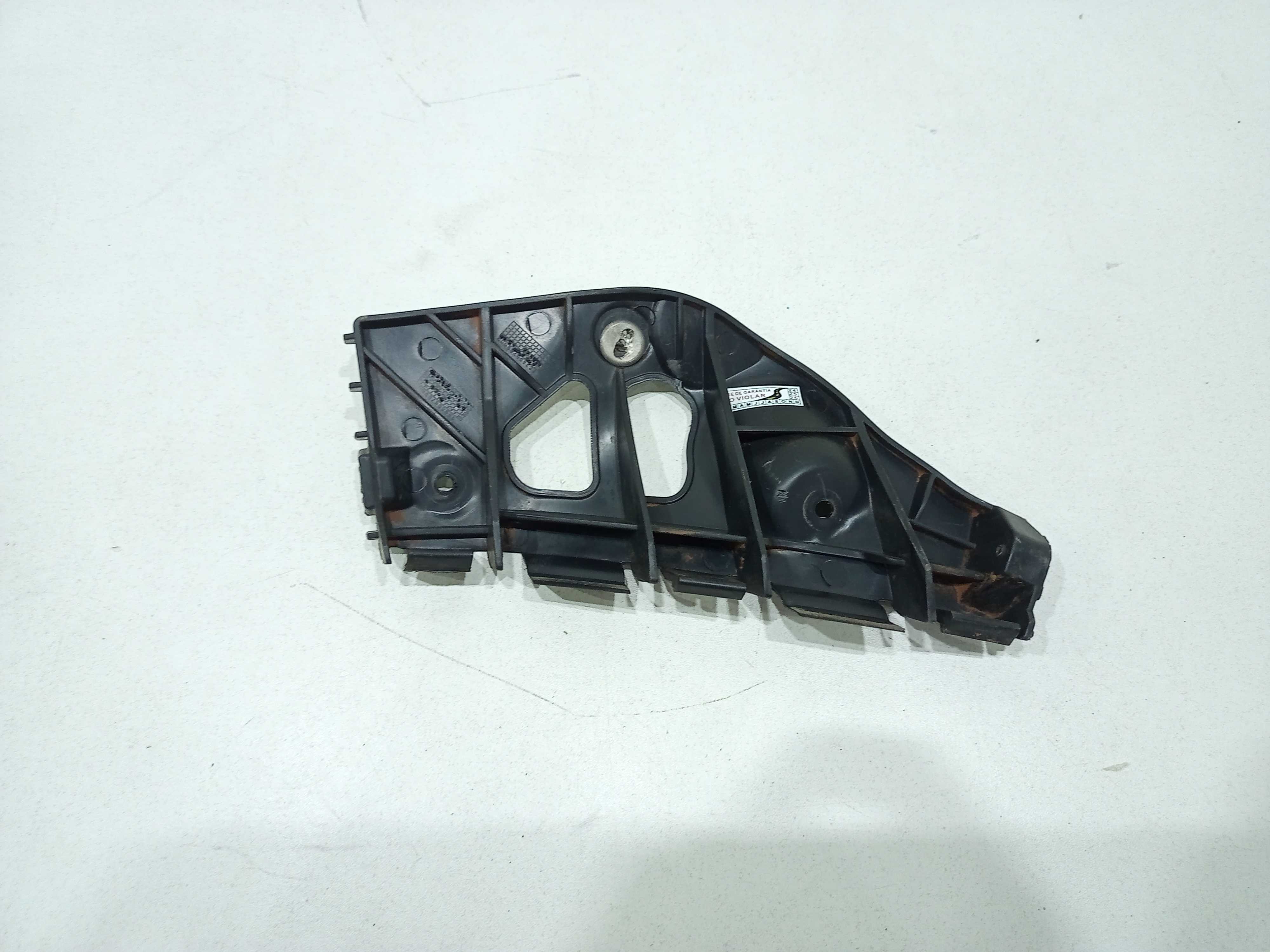 Guia Parachoque Traseiro Esquerdo Renault Sandero 2013 1.6 1