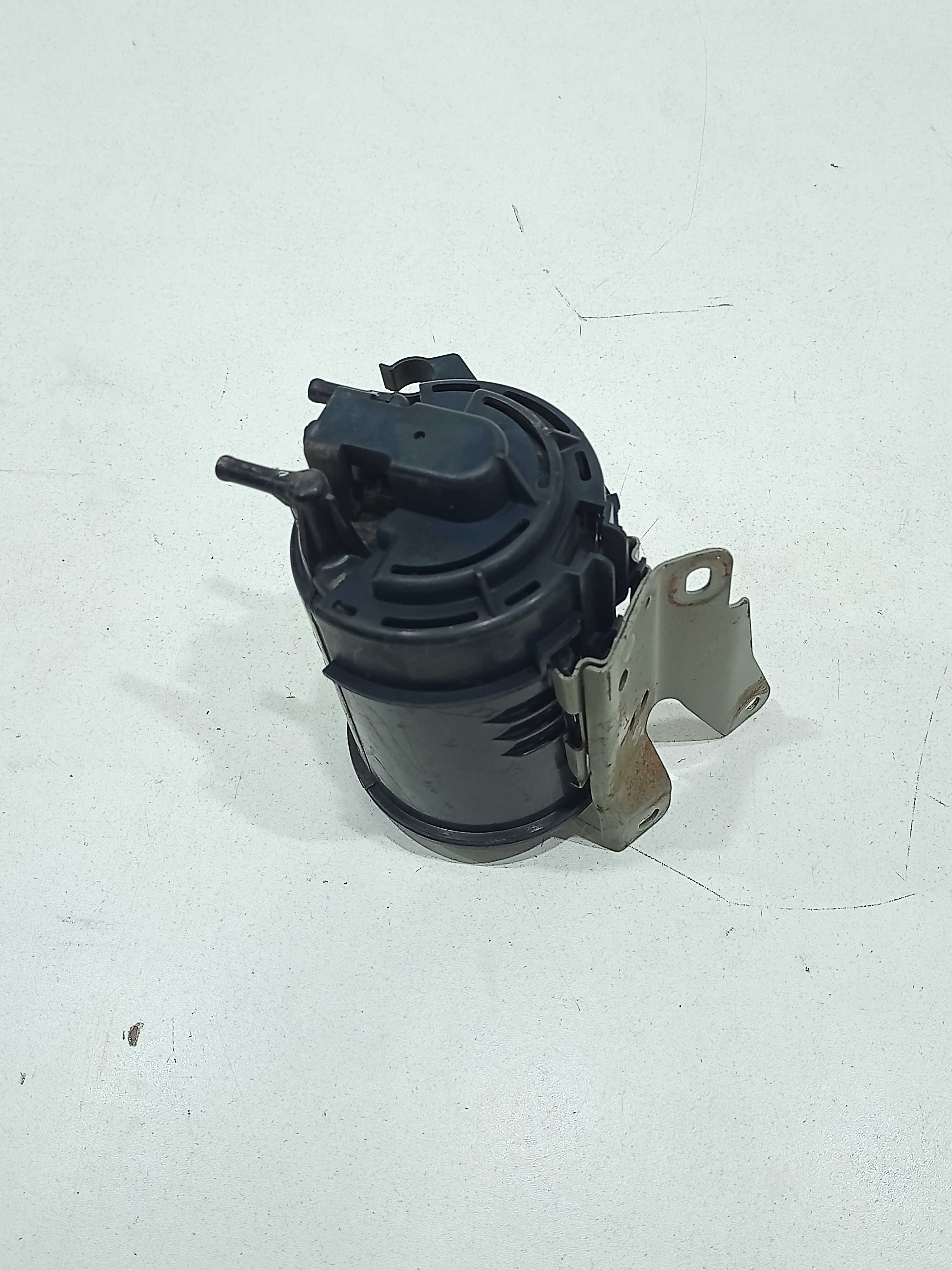 Filtro Canister Nissan Versa 2019 5