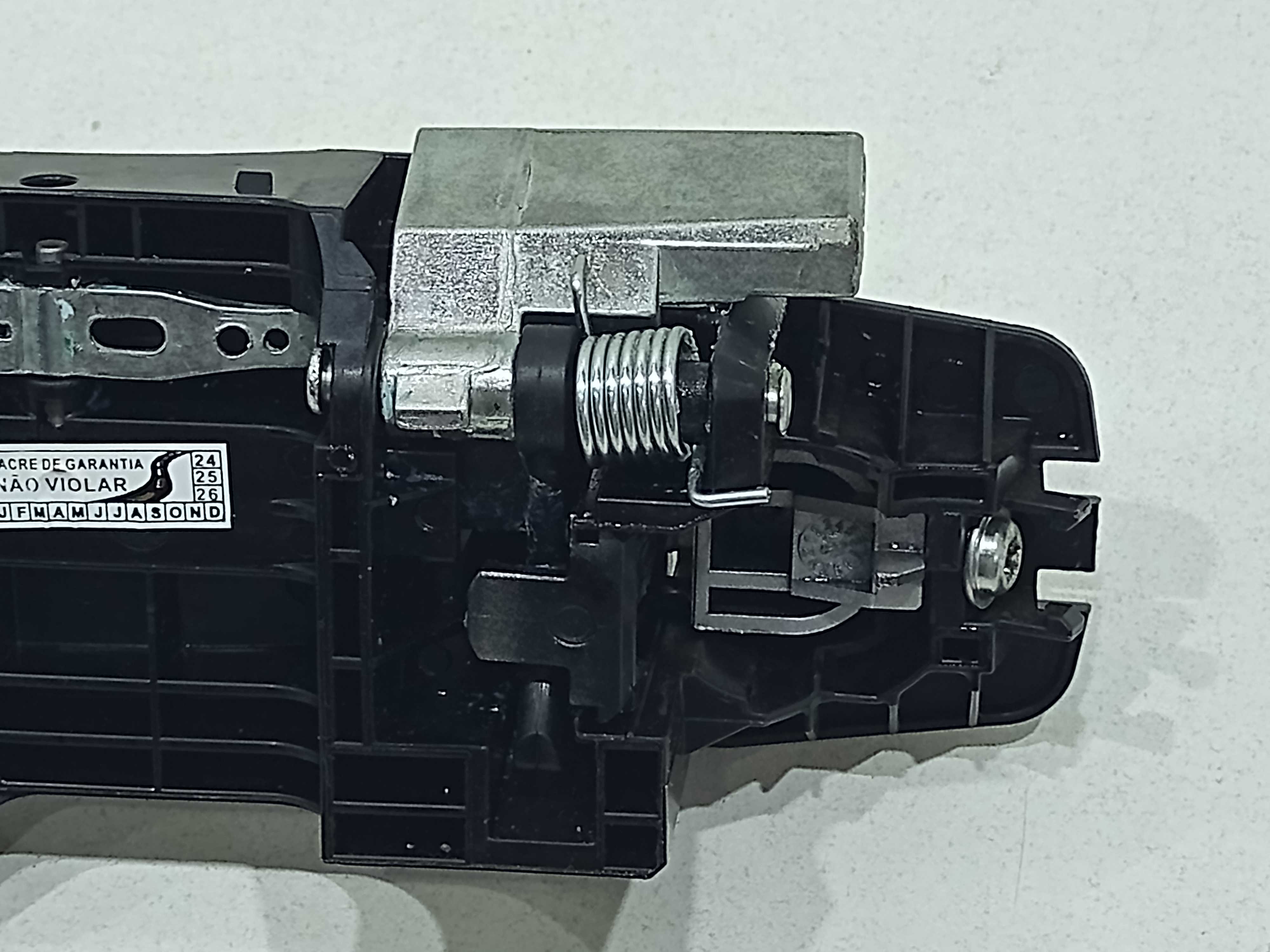 Puxador Externo Porta Dianteira Esquerda Nissan Versa 2019 4