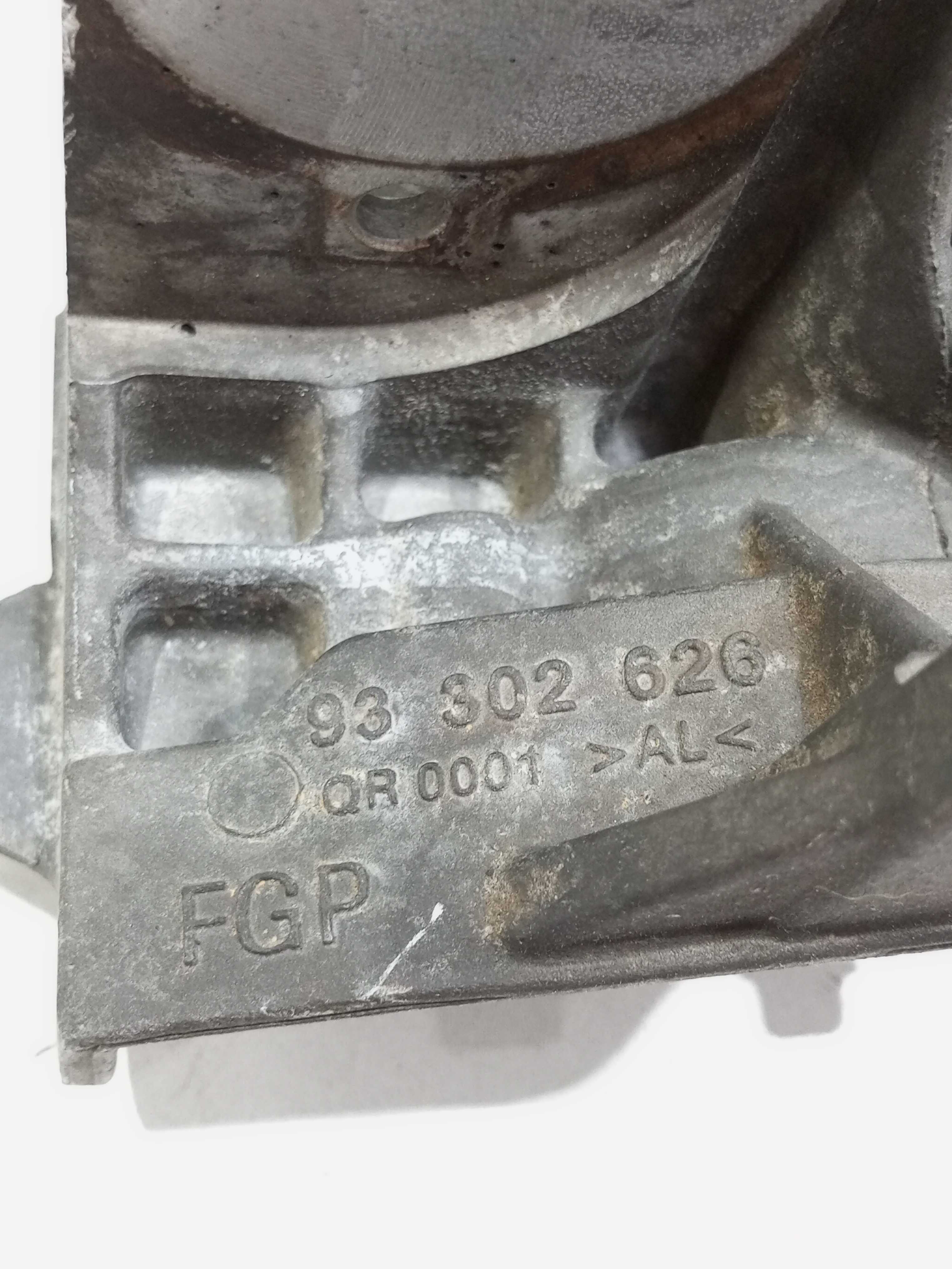 Suporte Compressor Ar E Bomba Chevrolet Meriva  2006 2