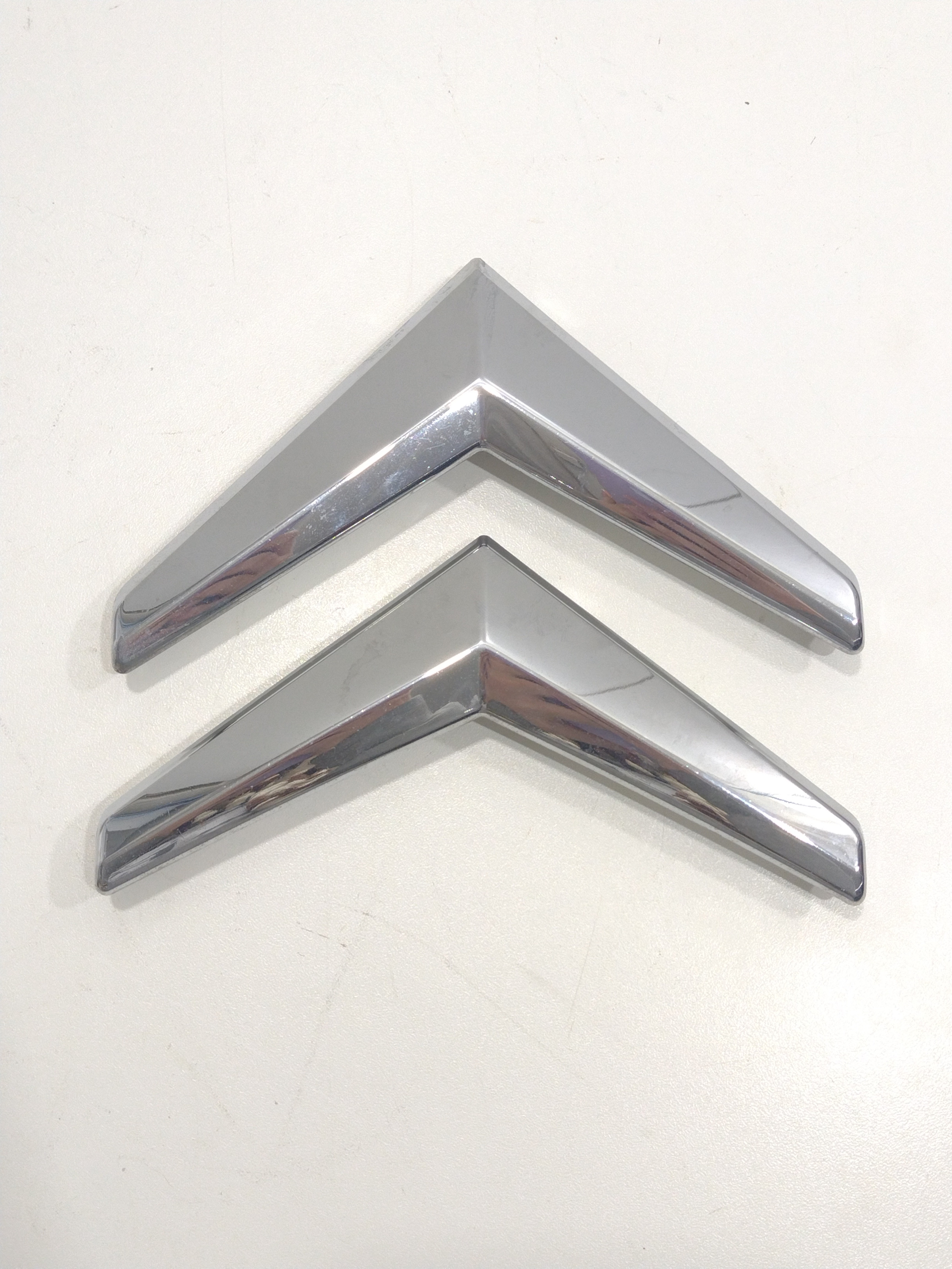 Par Logo Emblema Dianteiro Citroen C3 Original 2