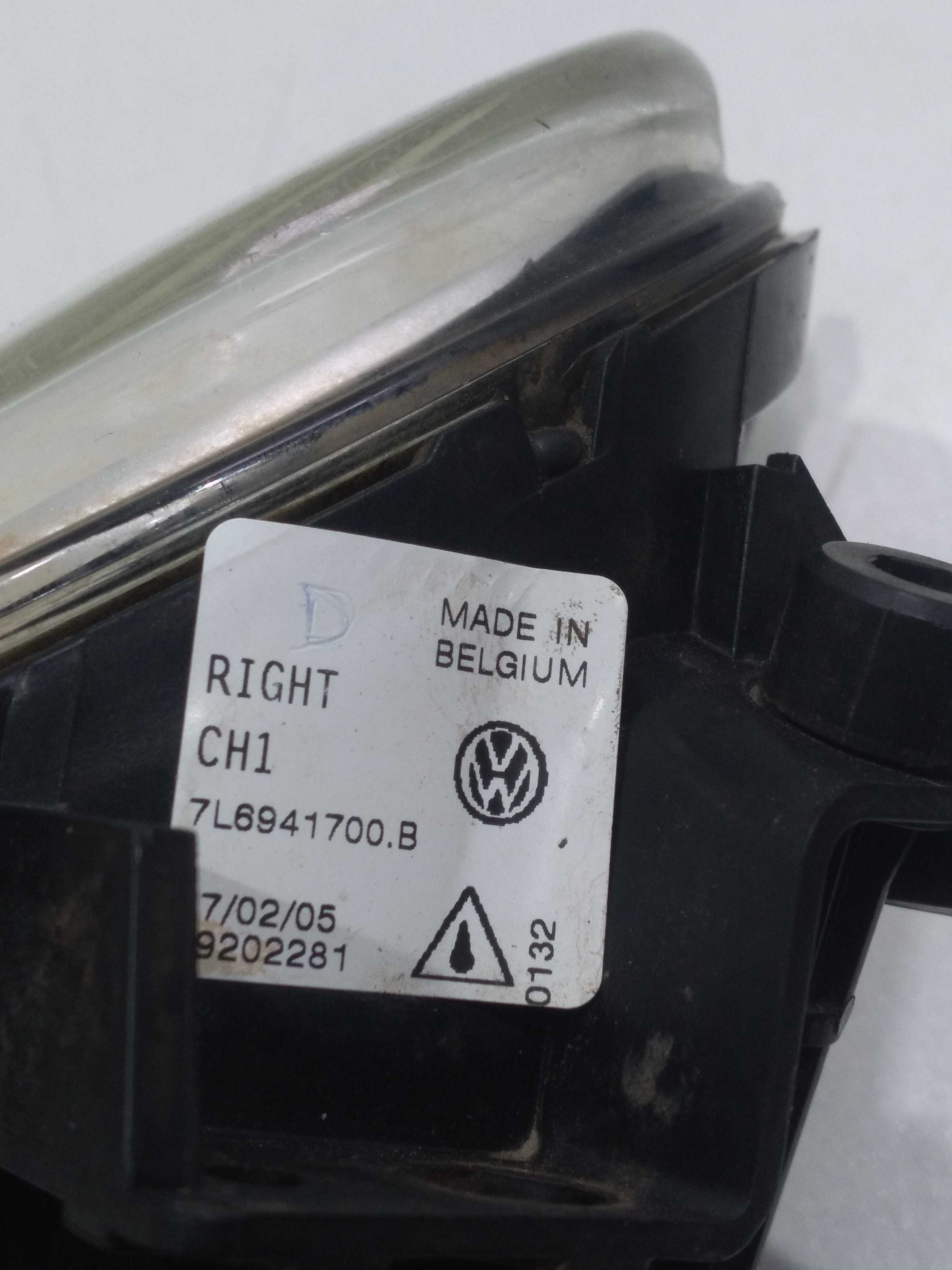 Par Farol De Milha Vw Touareg 4.2 V8 2005 4