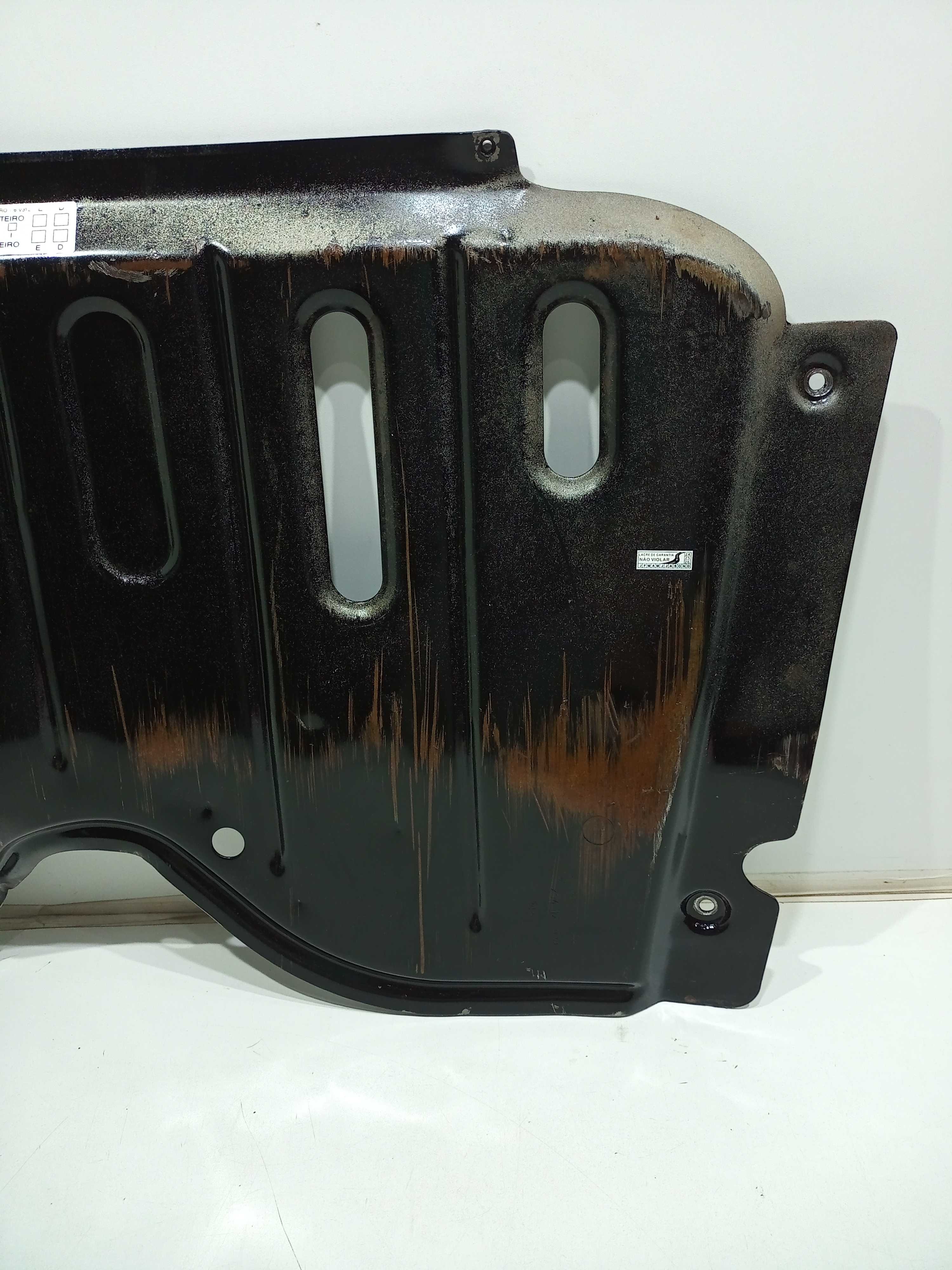 Protetor Carter Renault Sandero 1.6 2013 Detalhe 2