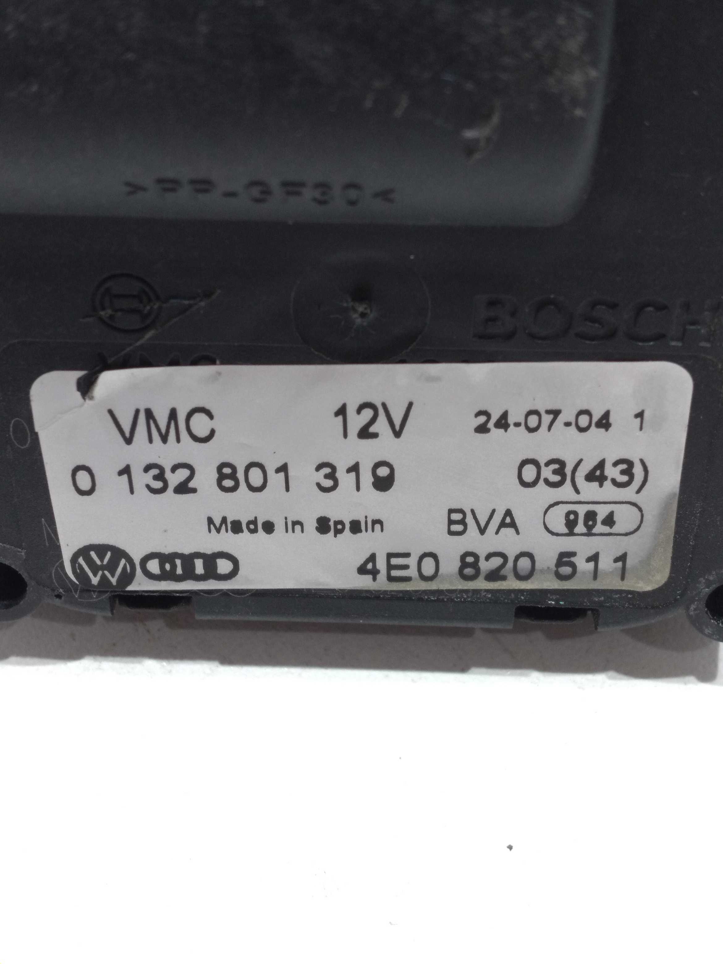 Motor Atuador Do Ar Traseiro Vw Touareg 4.2 V8 2005 2