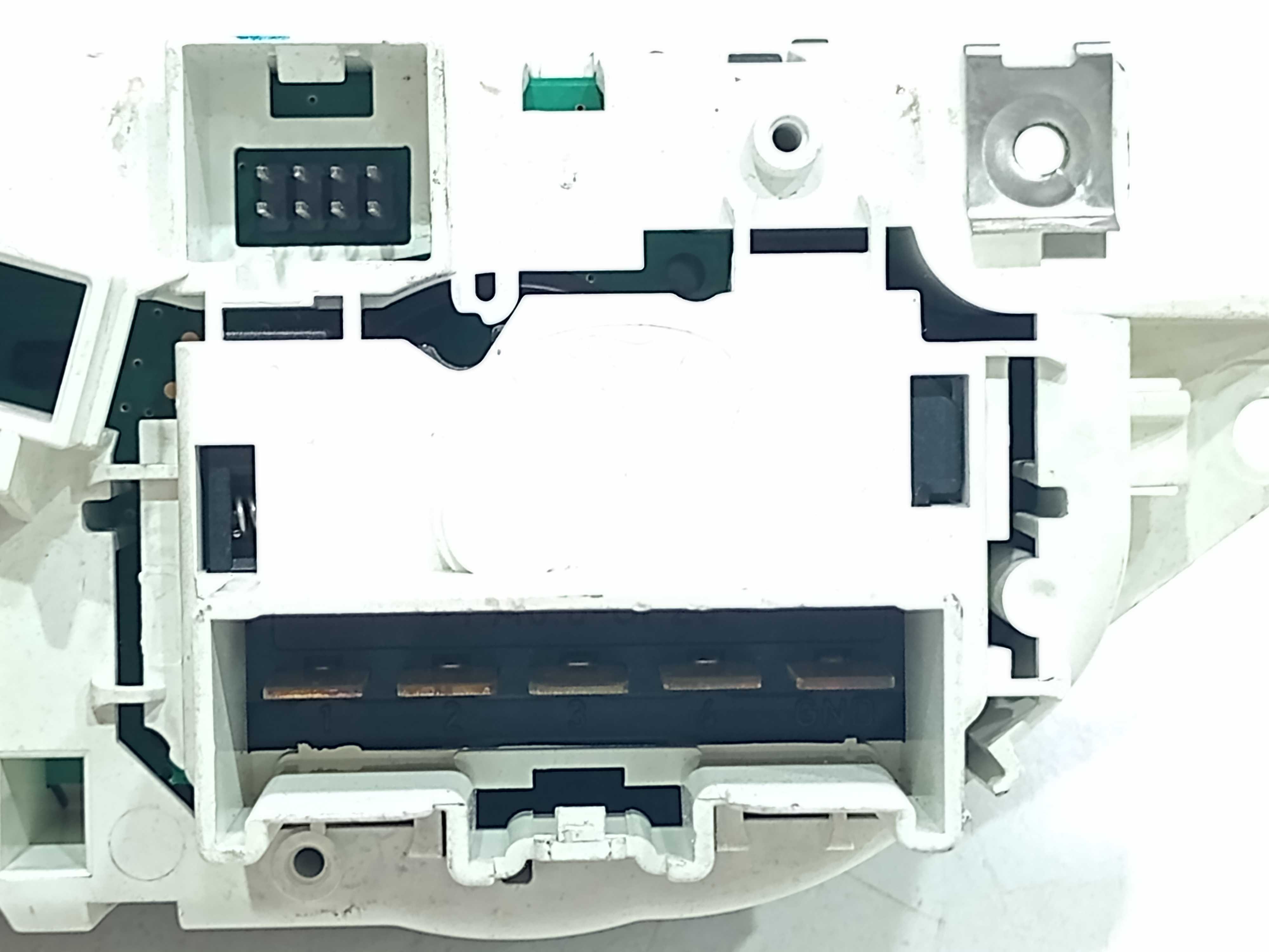 Comando Painel Ar Condicionado Ford Focus 2013 4