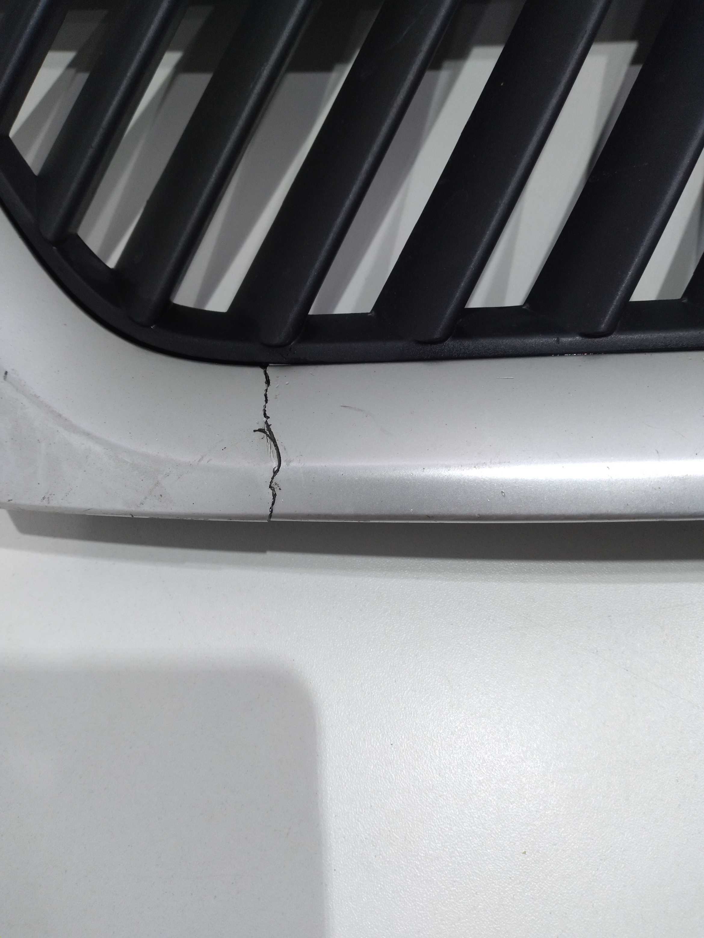 Grade Dianteira Mitsubishi Outlander 2007 À  2009 Prara 2