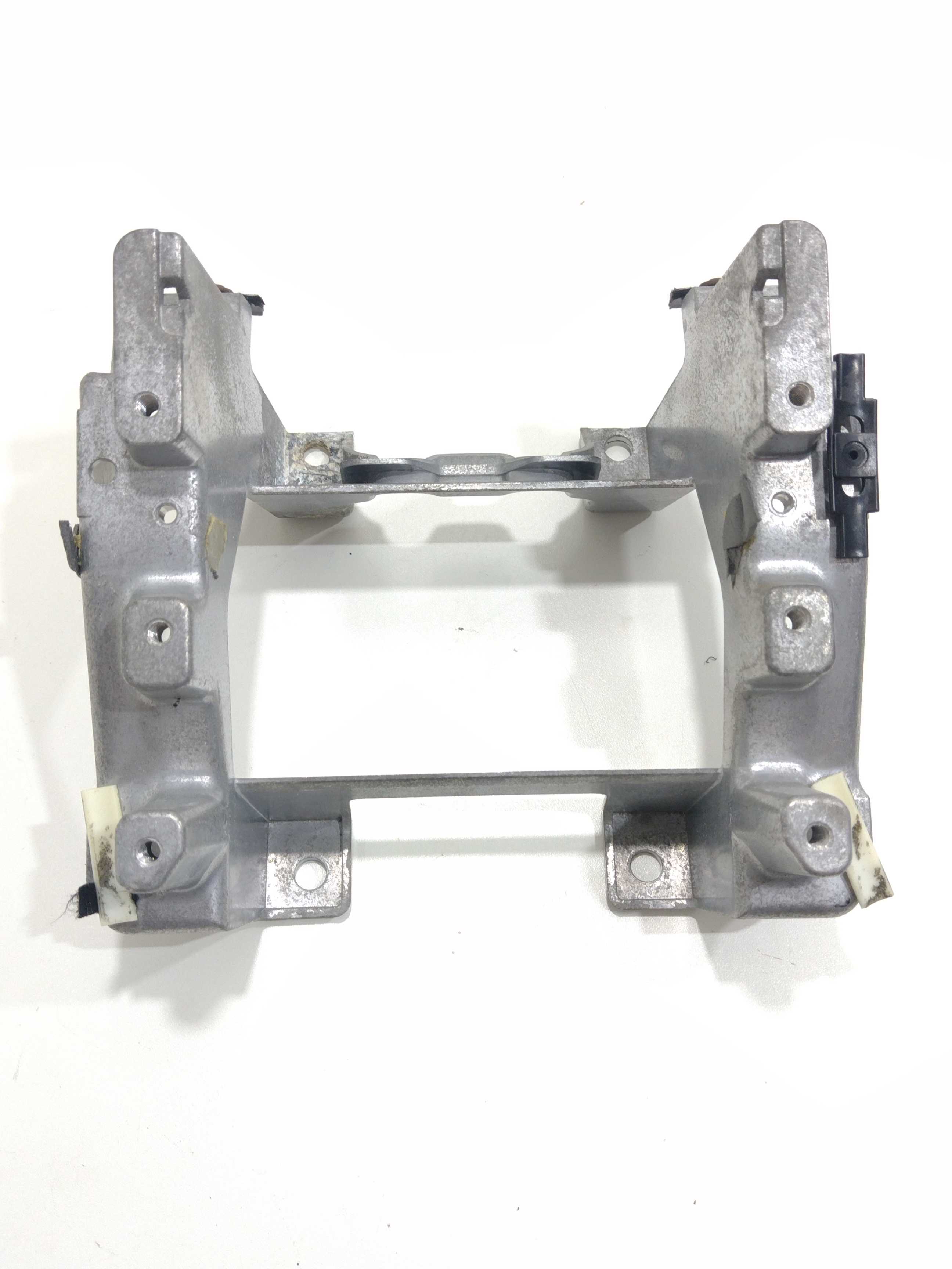 Suporte Console Central Vw Touareg 2005 7l0863345 2