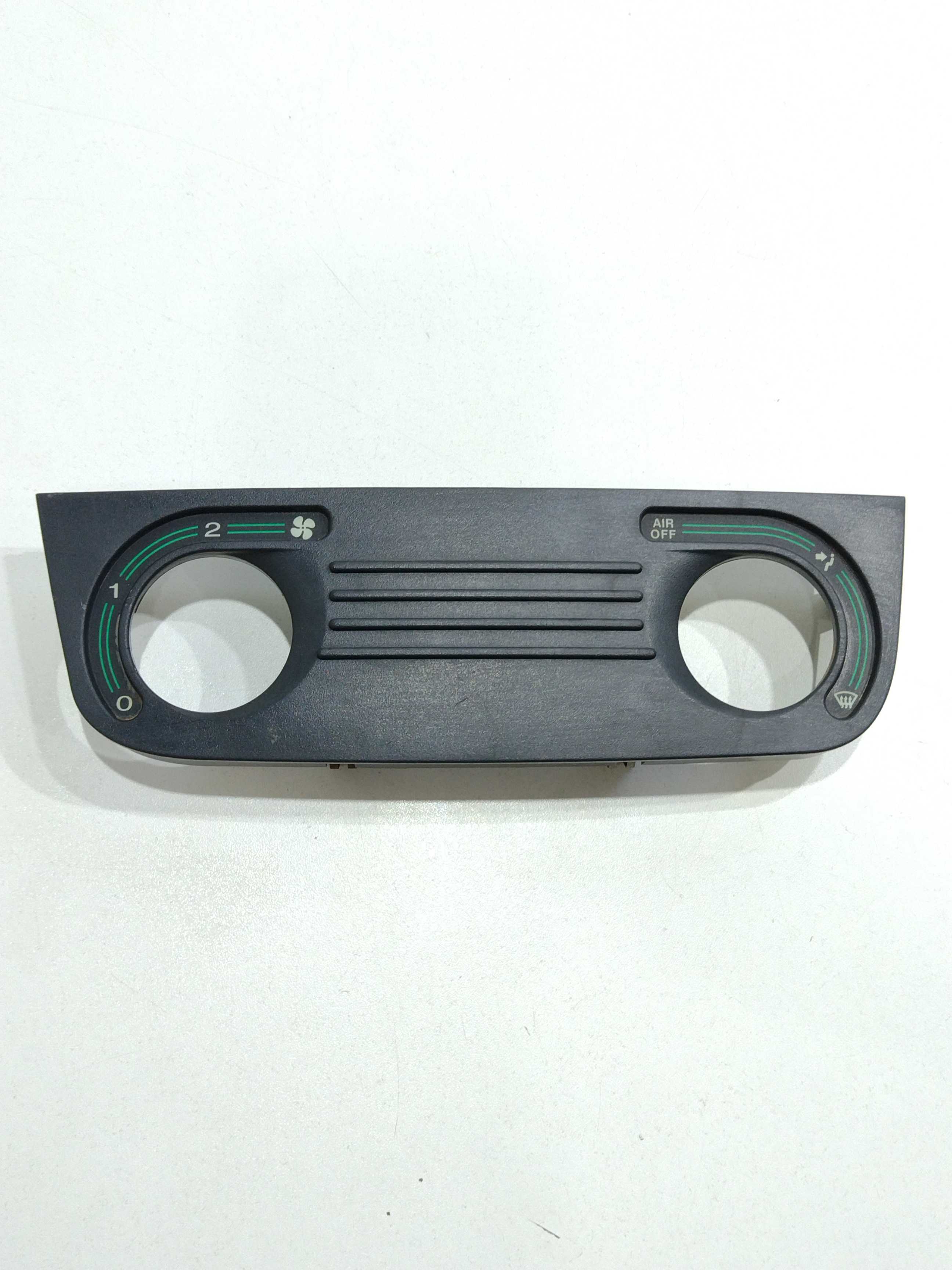 Moldura Comando De Ar Fiat Strada 2003 1