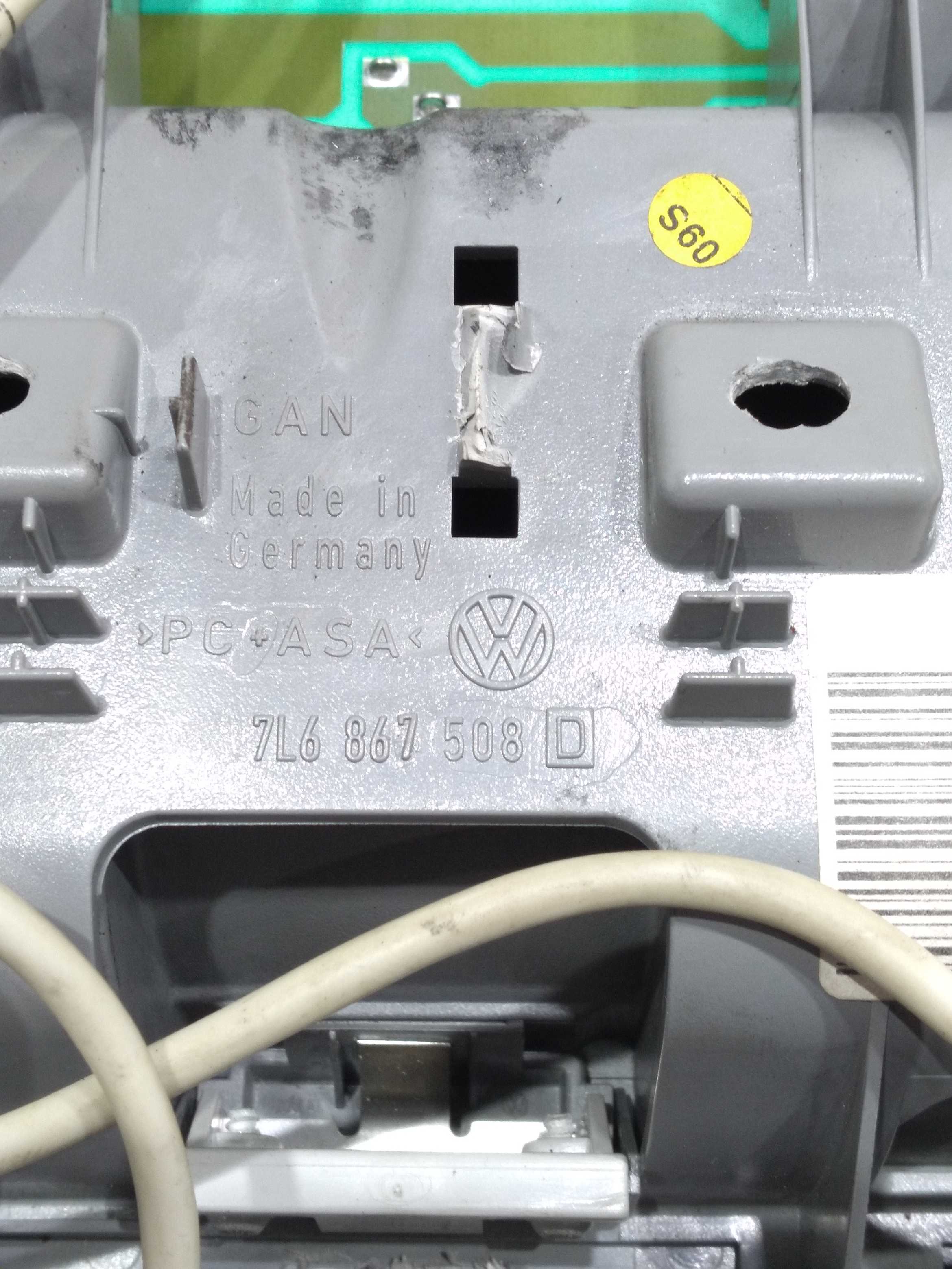 Moldura Luz Teto Porta Óculos Vw Touareg 4.2 V8 2005 6