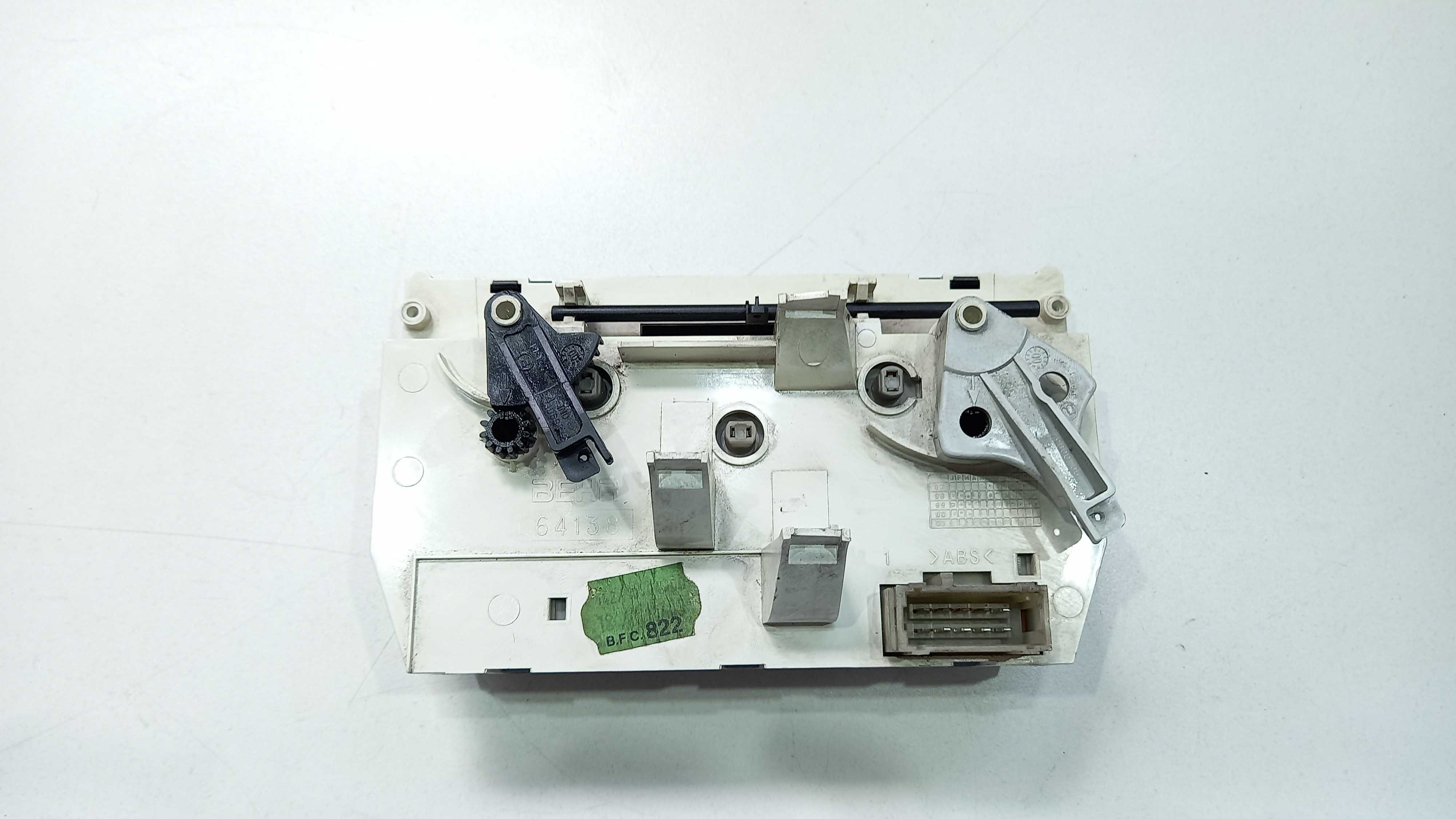 Comando Ar Cond. Peugeot 206 2