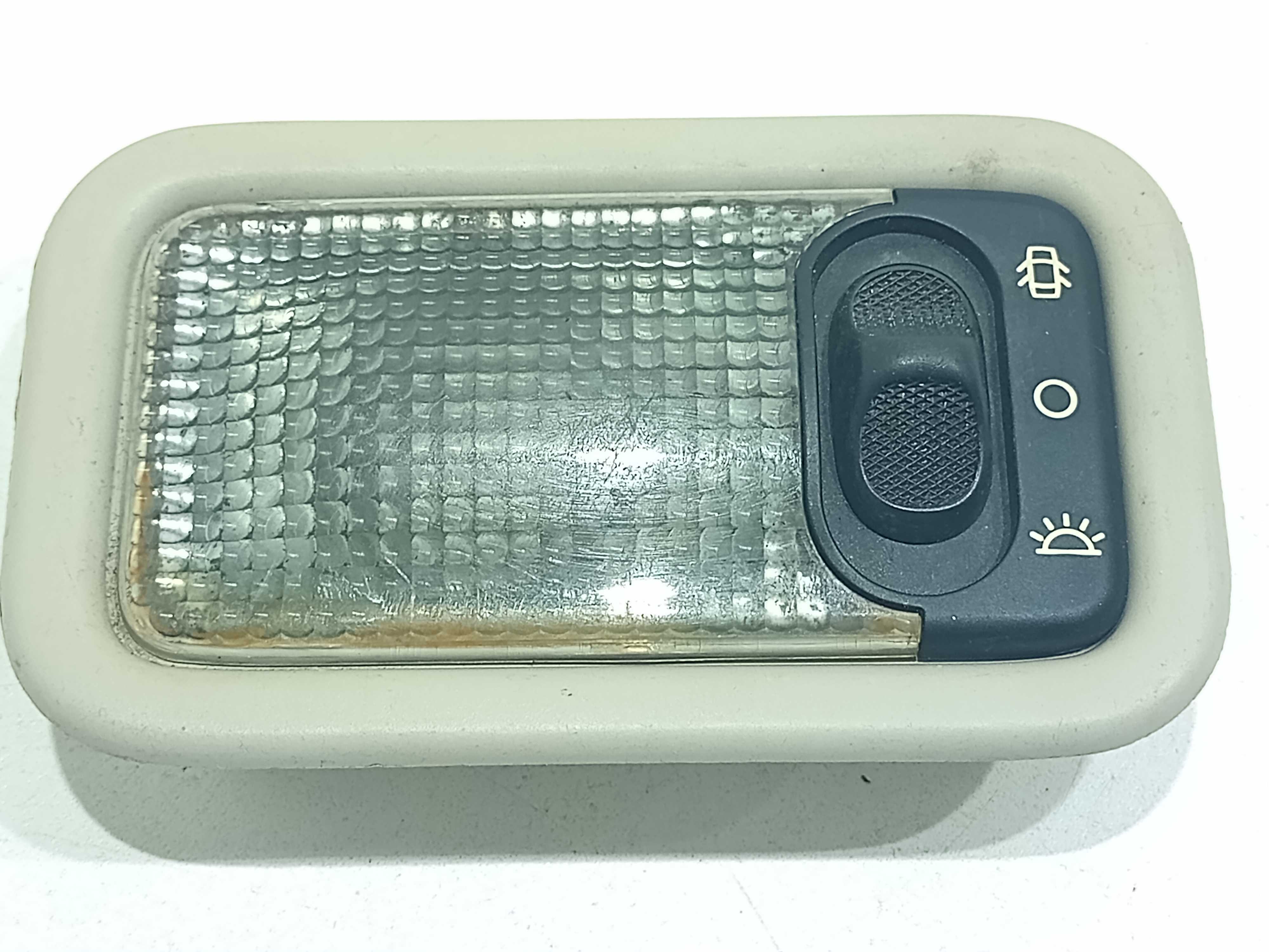 Luz Cortesia Teto Citroen Xsara 2000 1