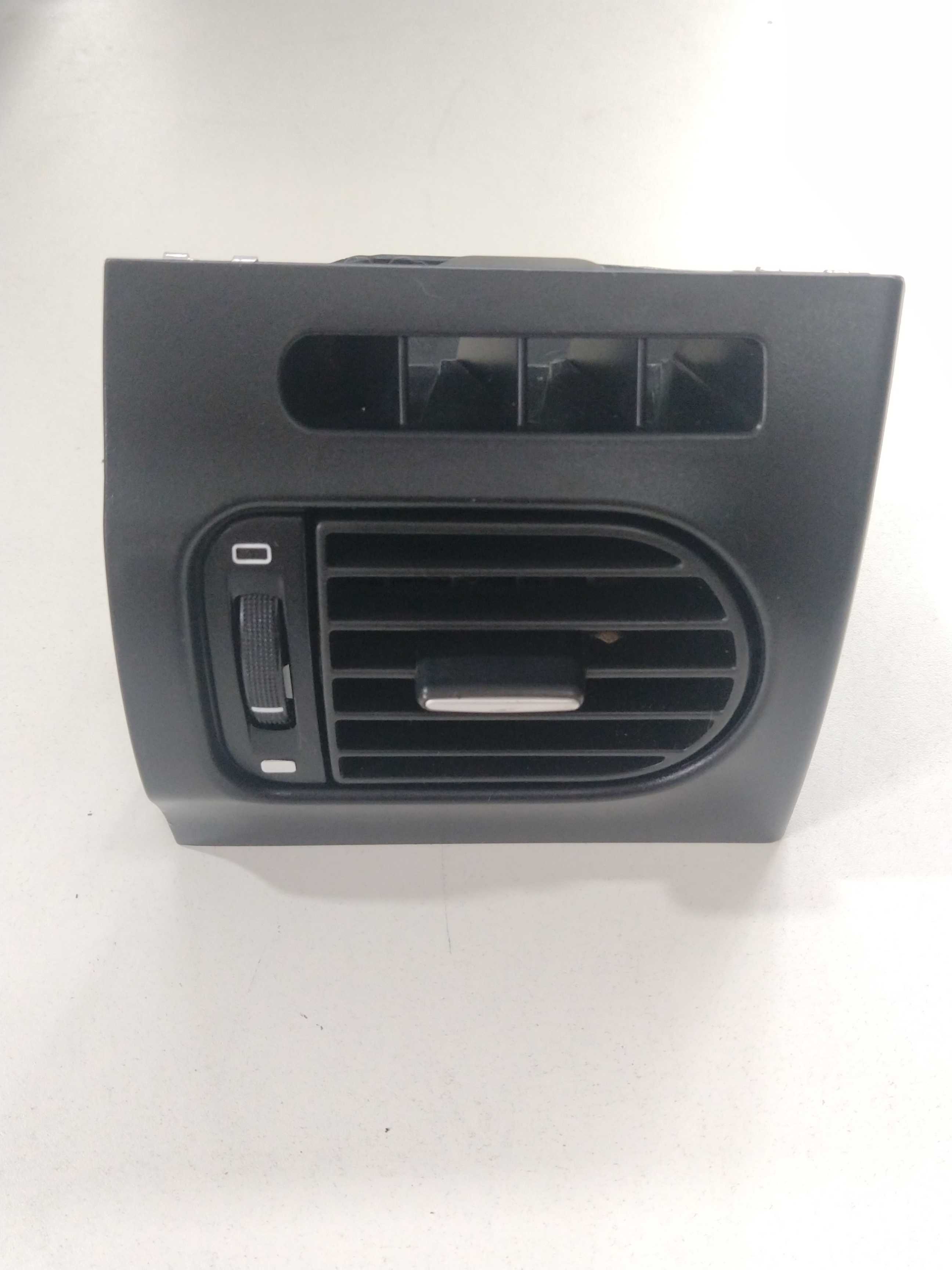 Difusor De Ar Lado Direito Strada 2018 1