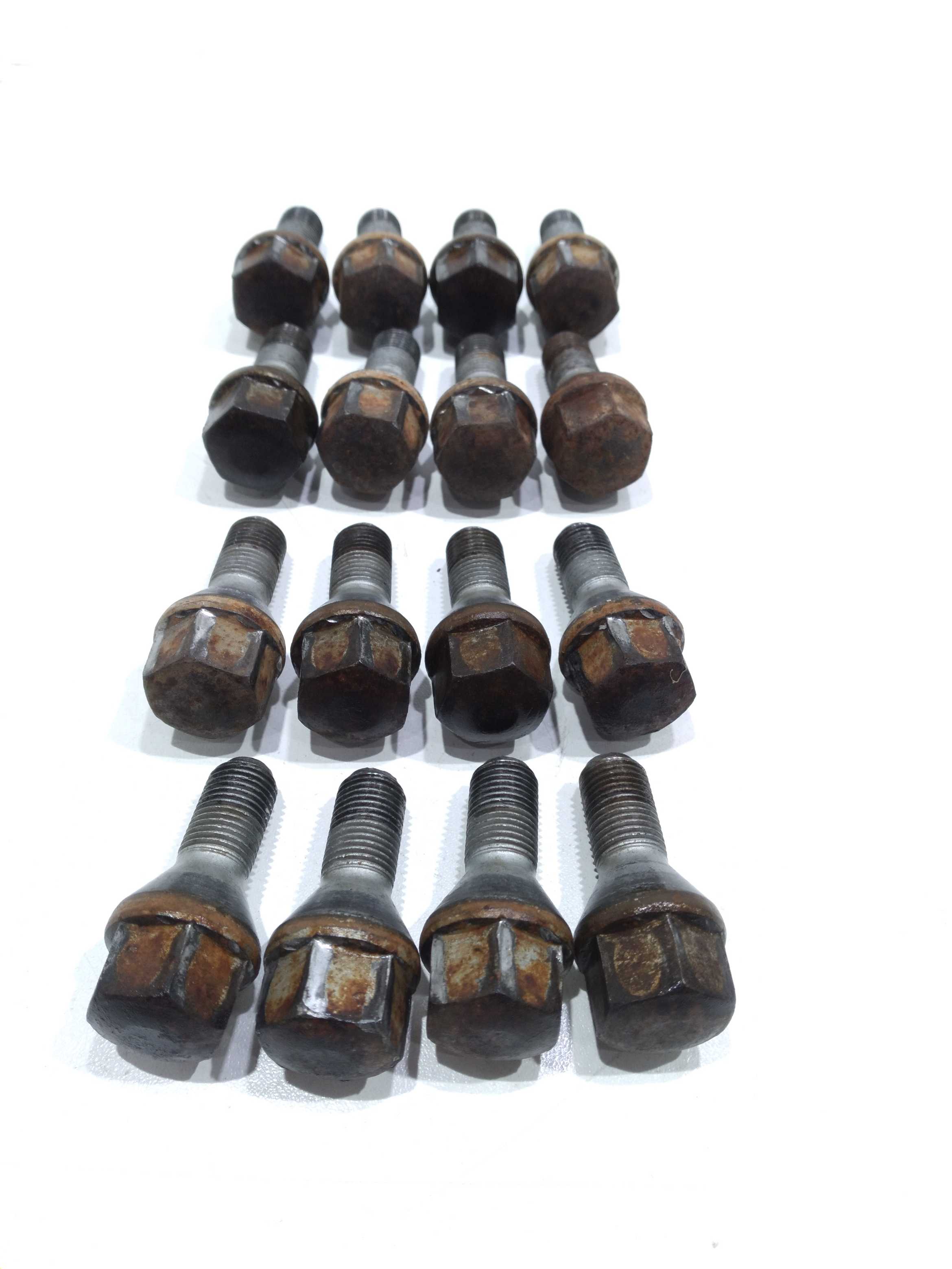 Kit Jogo De Parafusos Roda Fiat Grand Siena 1.6 2013 4