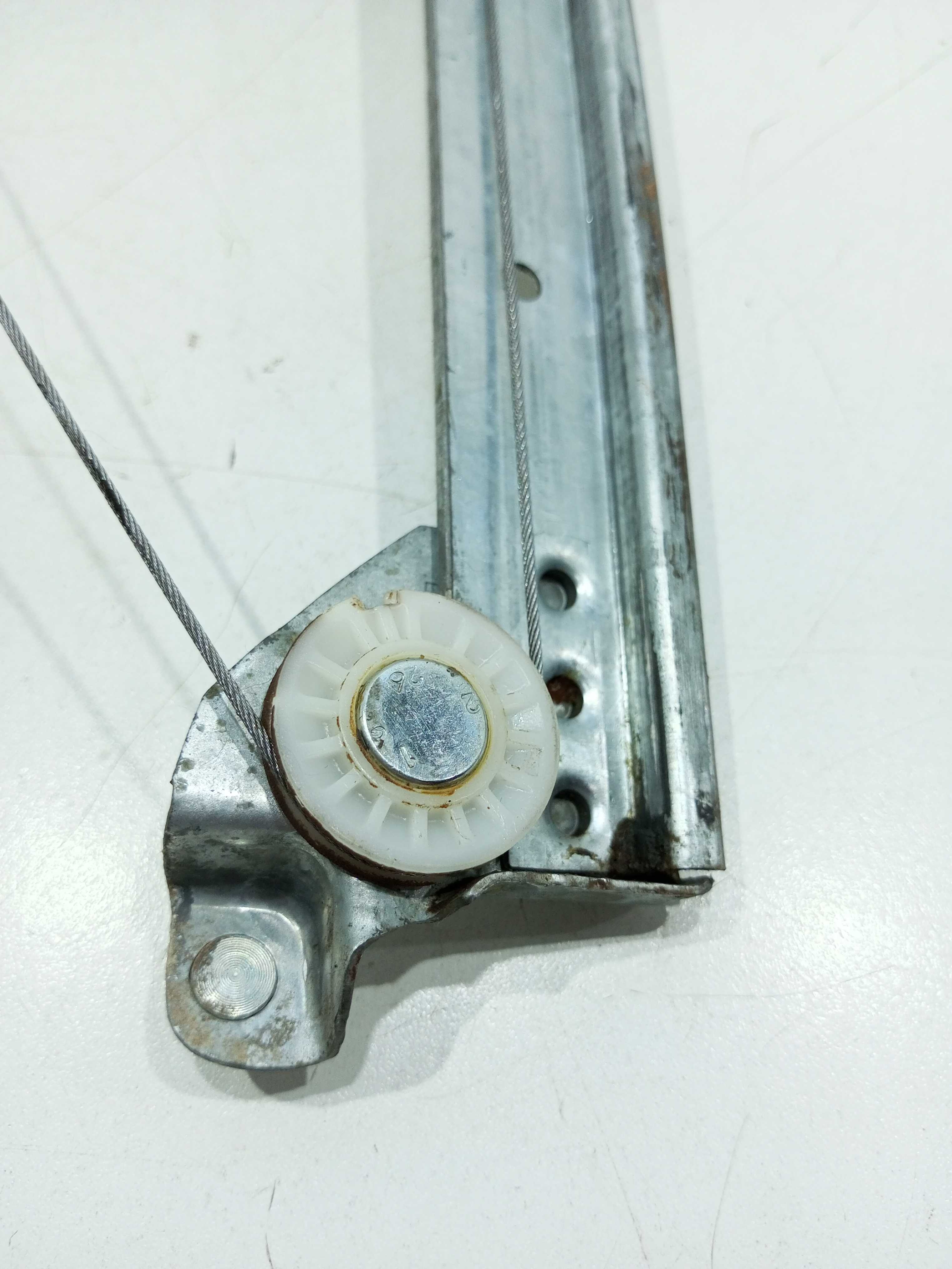 Maquina De Vidro Manual Traseira Esquerda Sandero 2016 4
