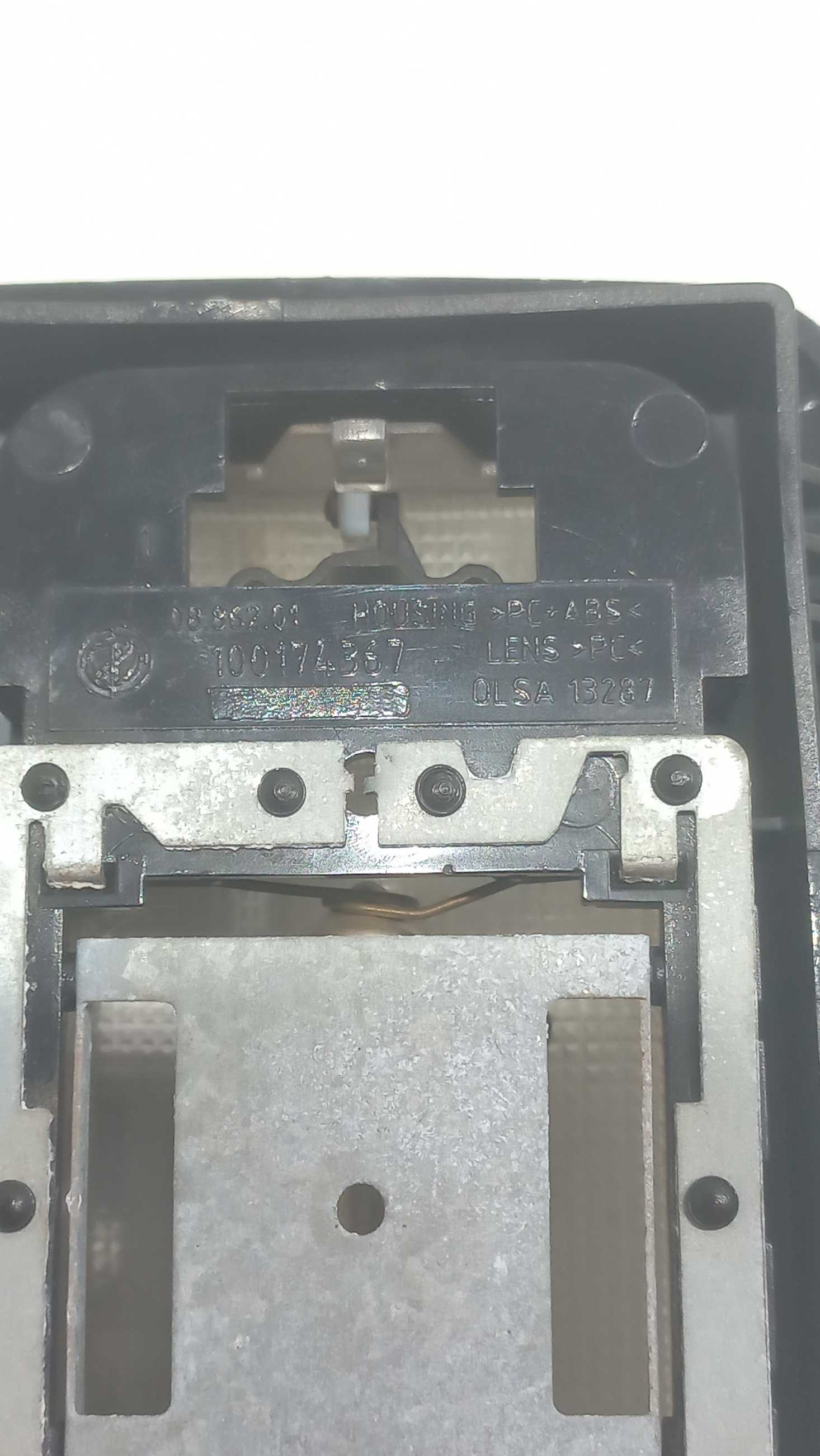 Luz De Teto Fiat Strada 2018 3