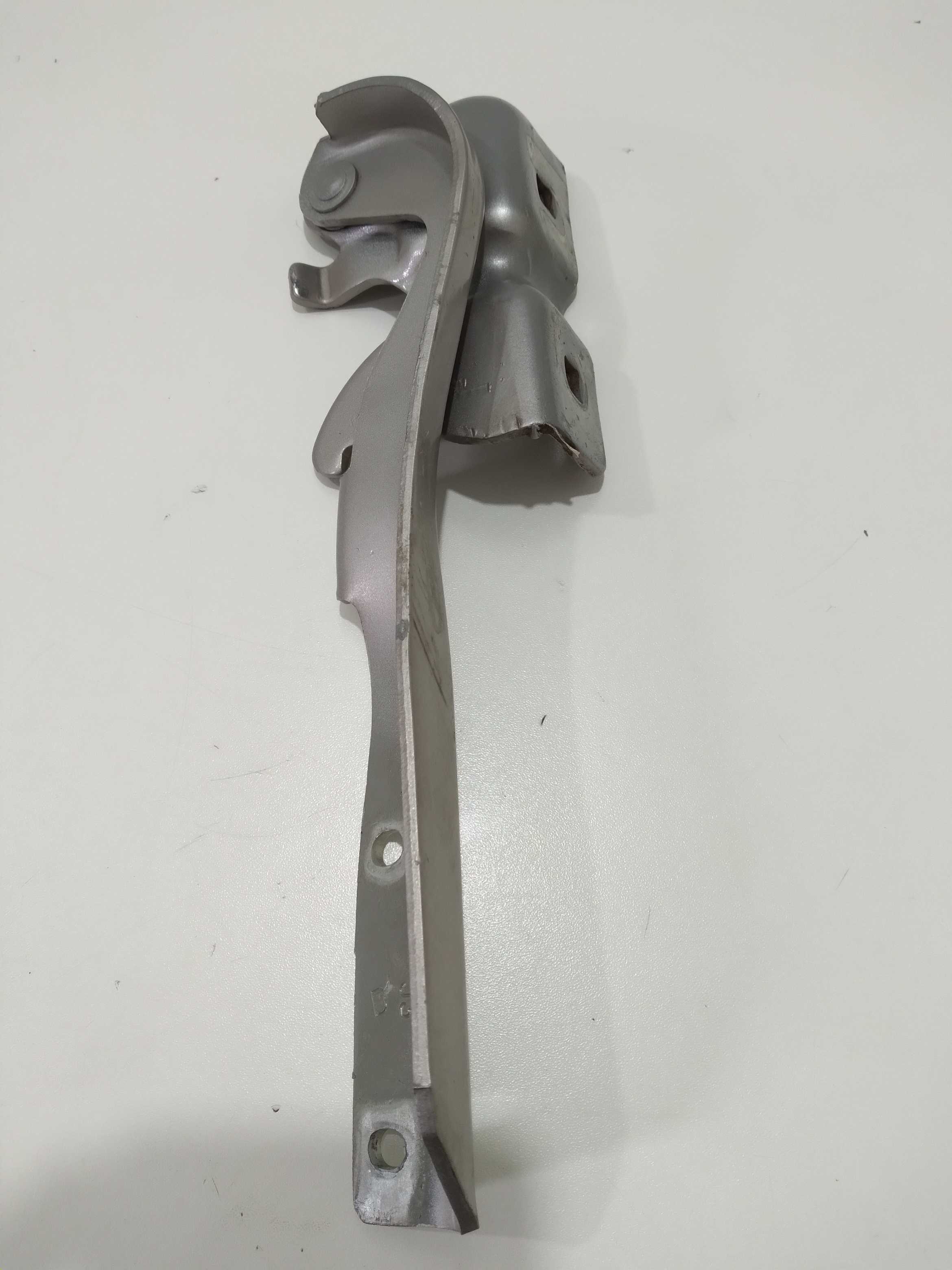 Dobradiça Direito Do Capô Fiat Grand Siena Attrac. 2013 1