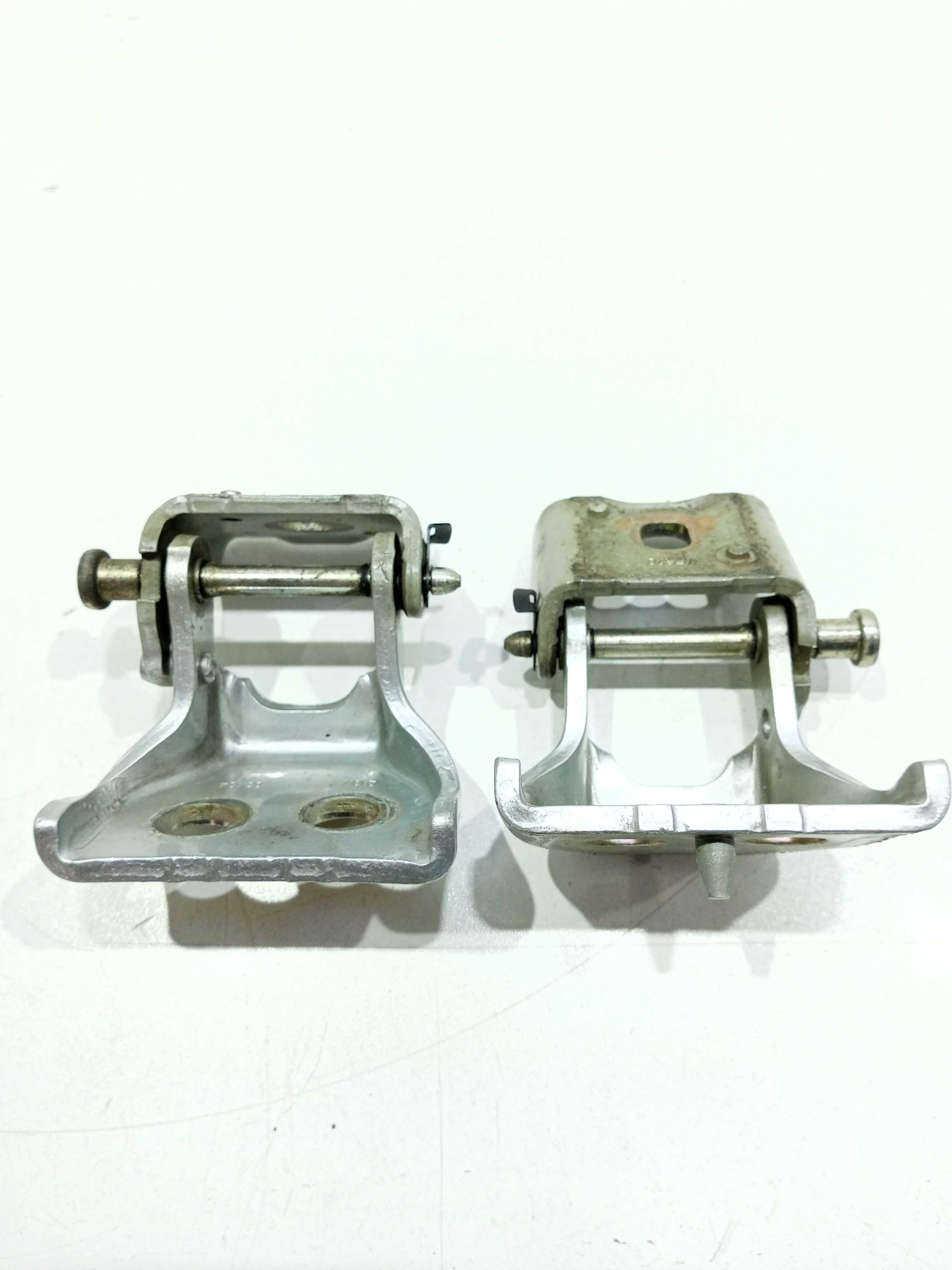 Par Dobradiças Porta Traseira Direita Peugeot 307 2.0 2004 4