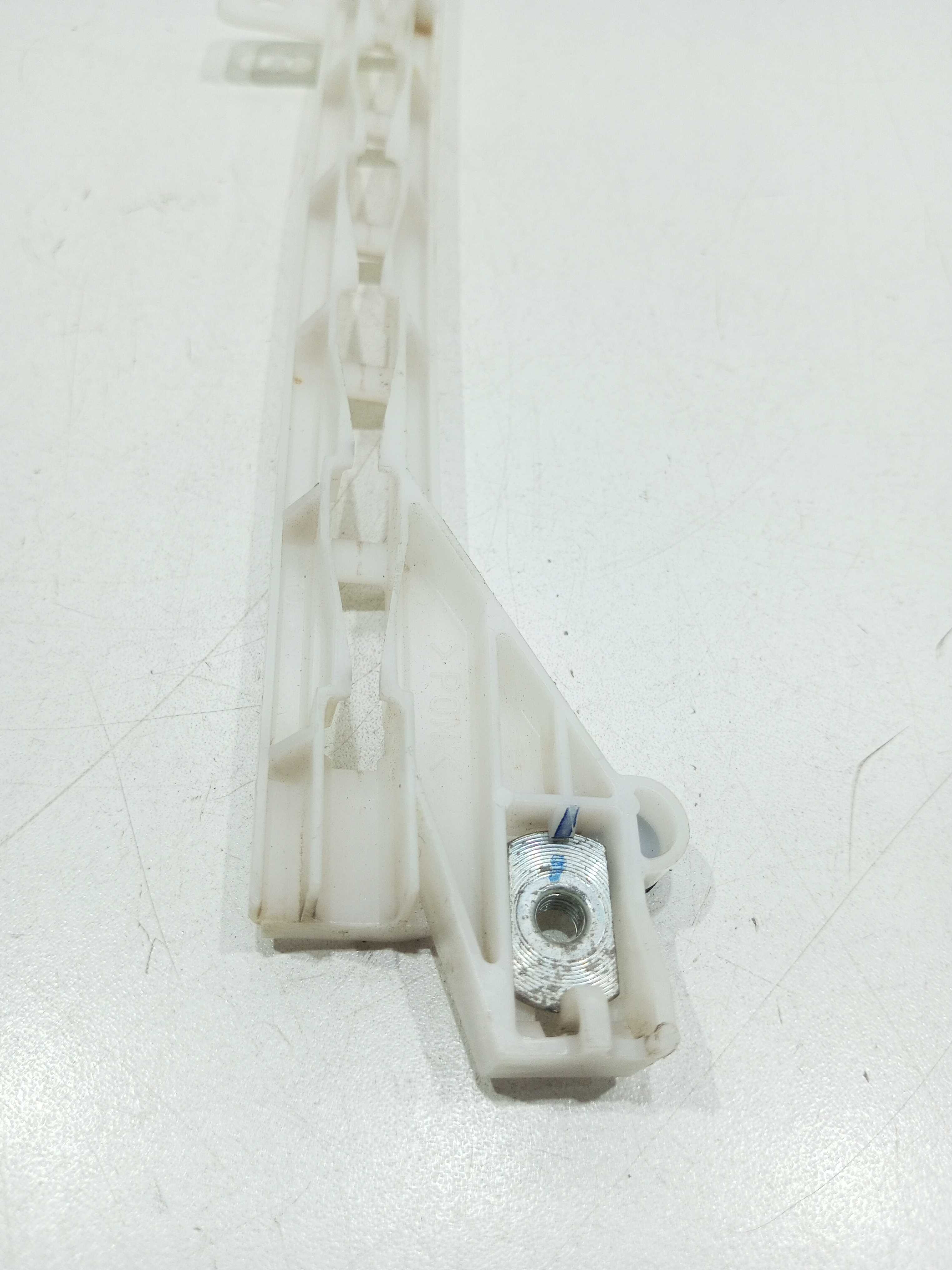 Guia Vidro Porta Dianteira Direita Pajero Tr4 2007 2