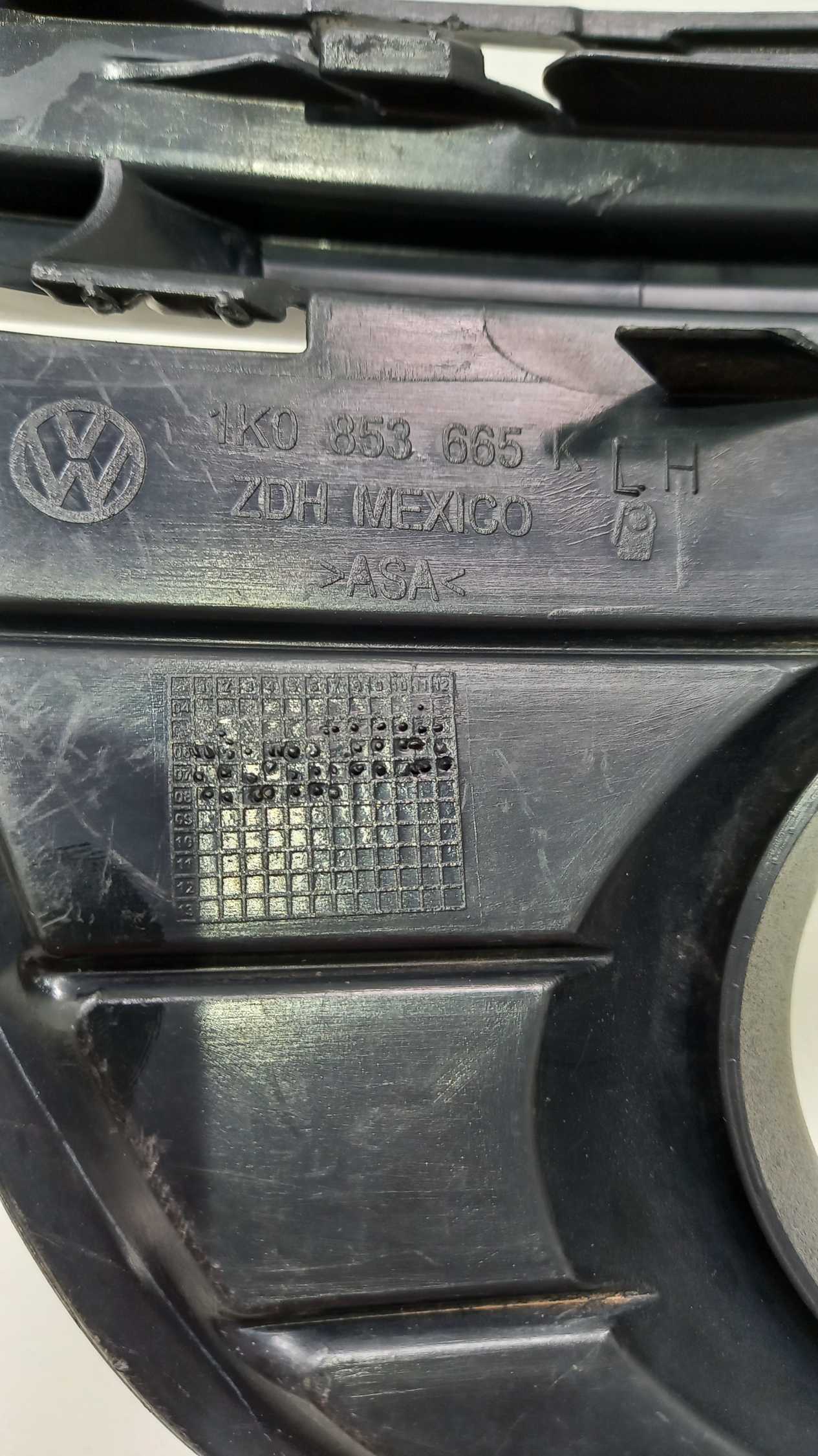 Moldura Farol De Milha Esquerdo Jetta 2006 À  2010 3