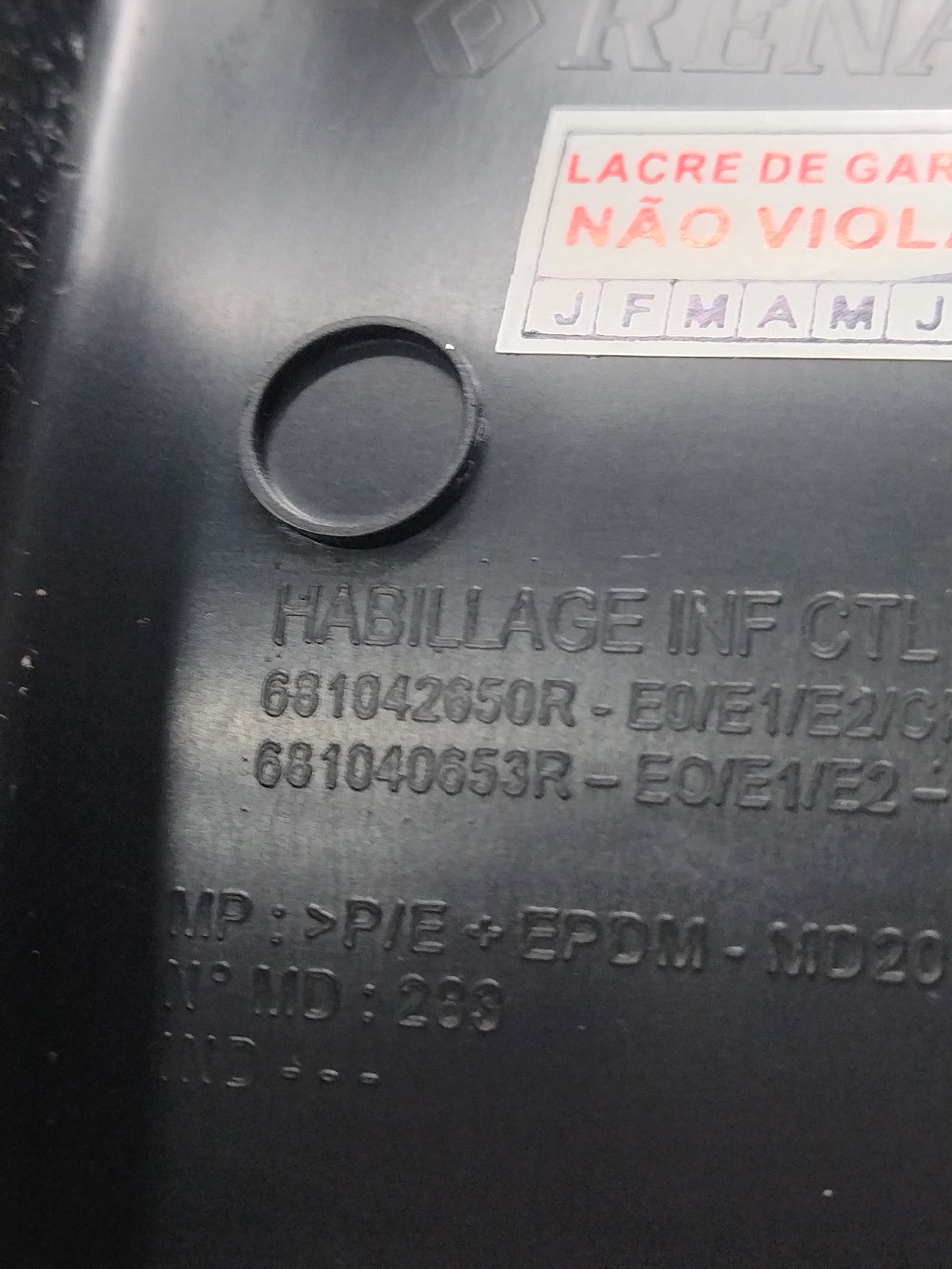 Moldura Acabamento Painel De Inst Sandero 2013 681042650r 3