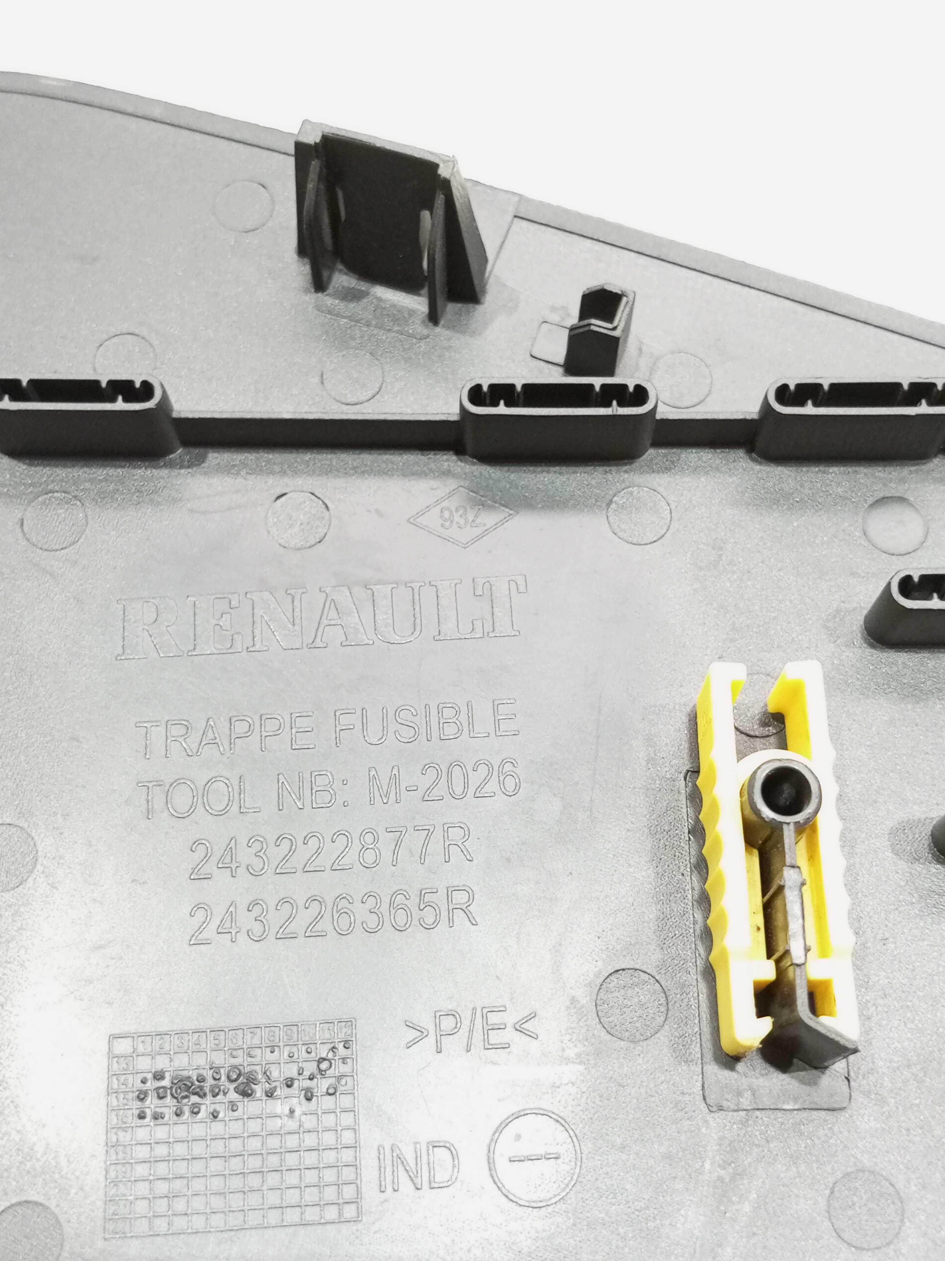 Tampa Da Caixa De Fusíveis Renault Sandero 2016 3