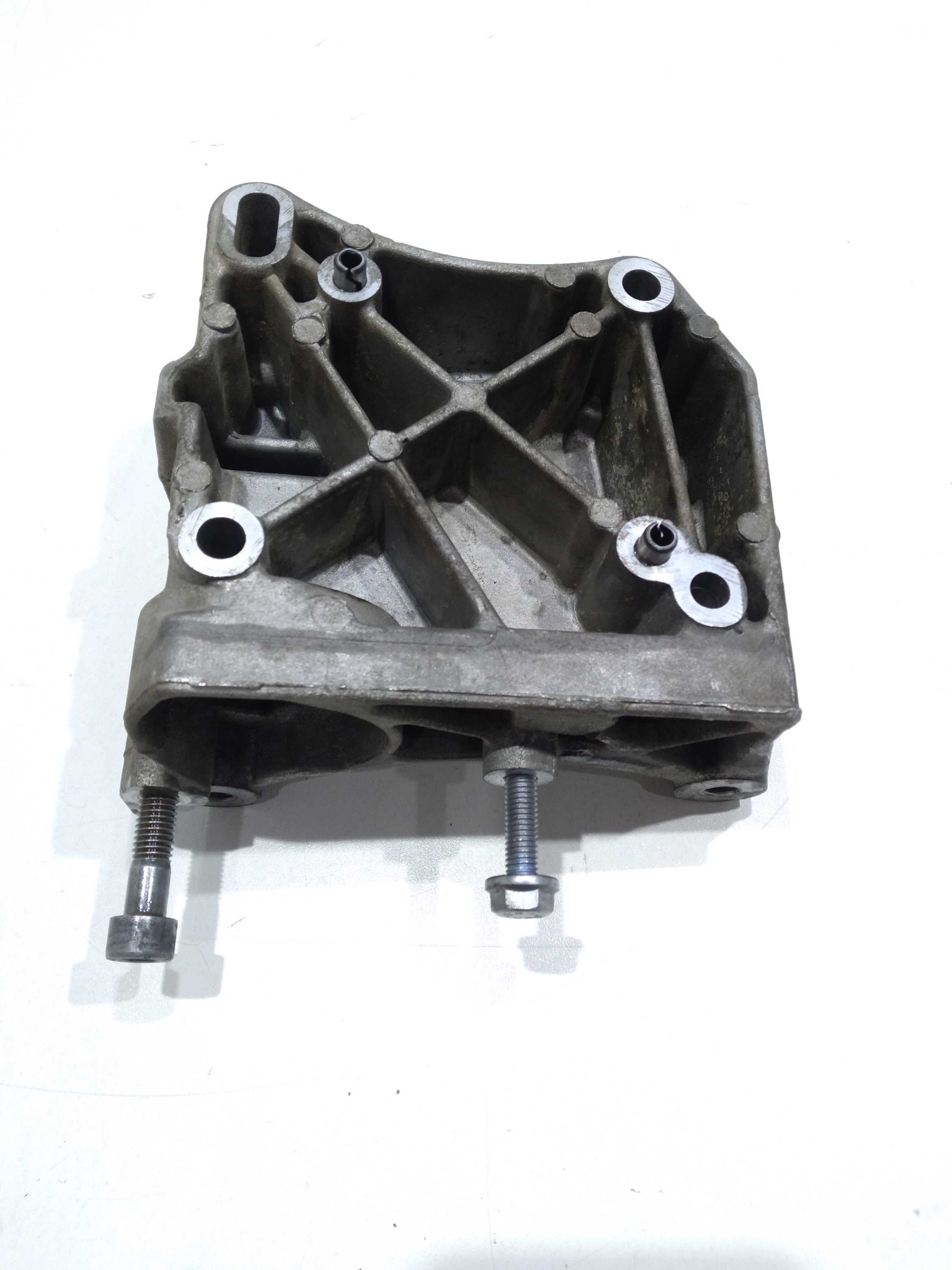 Suporte Do Alternador Citroën C3 1.4 8v 2011 5