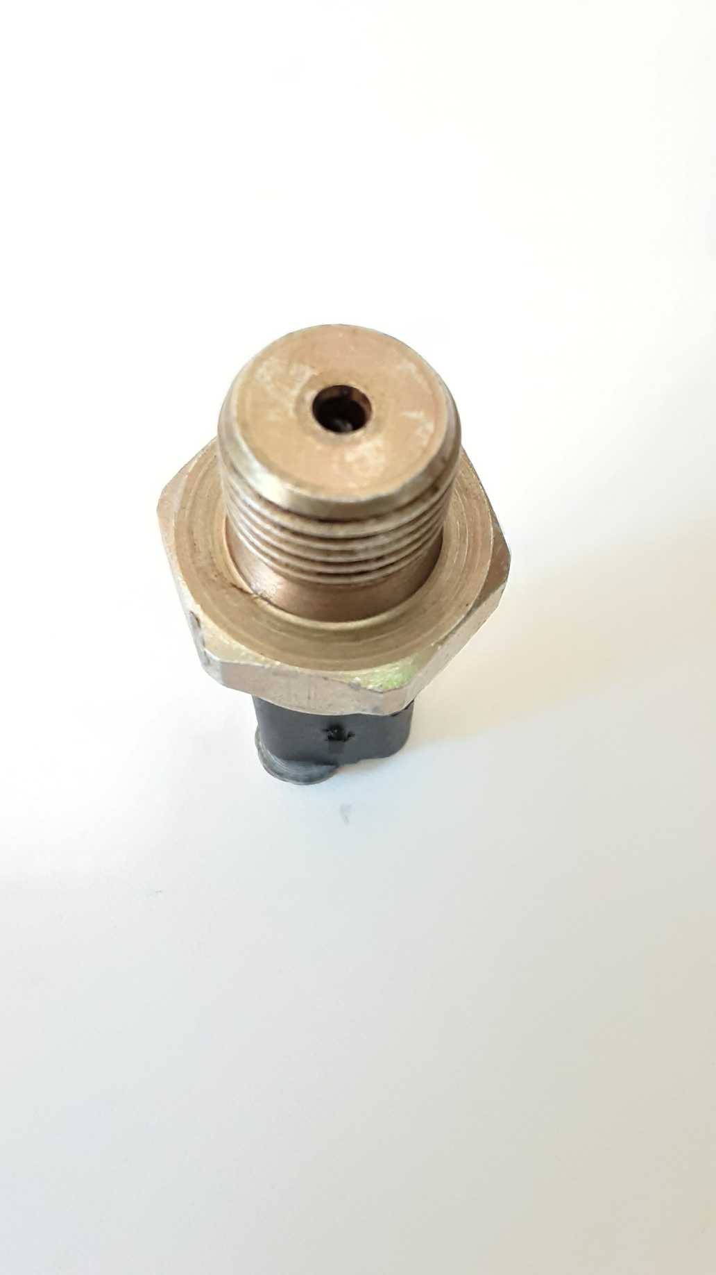 Sensor Pressão De Óleo Motor Citroen Picasso 2.0 2004 3
